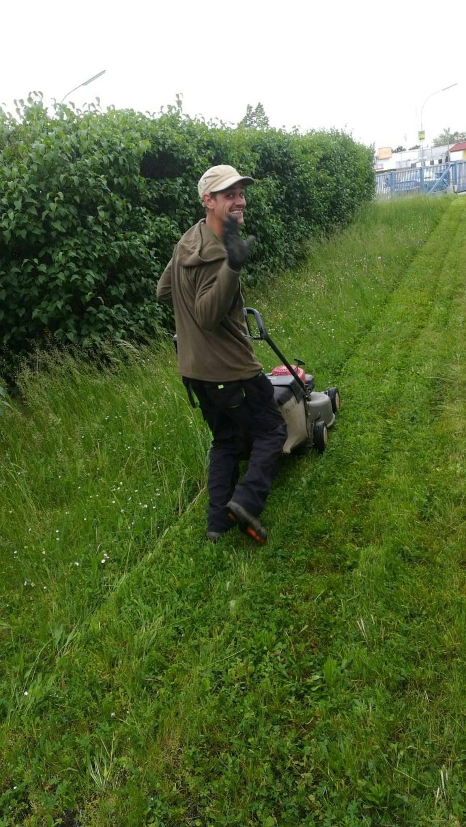 Manuel K., eine Frohnatur bei der Arbeit: "Aber jetzt soll ich trotz fixem Job eine Stelle suchen."