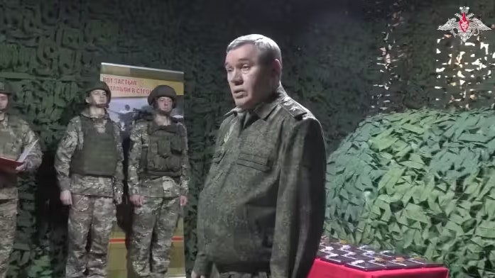 Um den Verbleib von Waleri Gerassimow ranken sich seit Wochen viele Gerüchte.