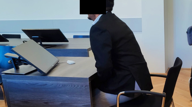 Banknoten-Überprüfer in Wr. Neustadt auf der Anklagebank