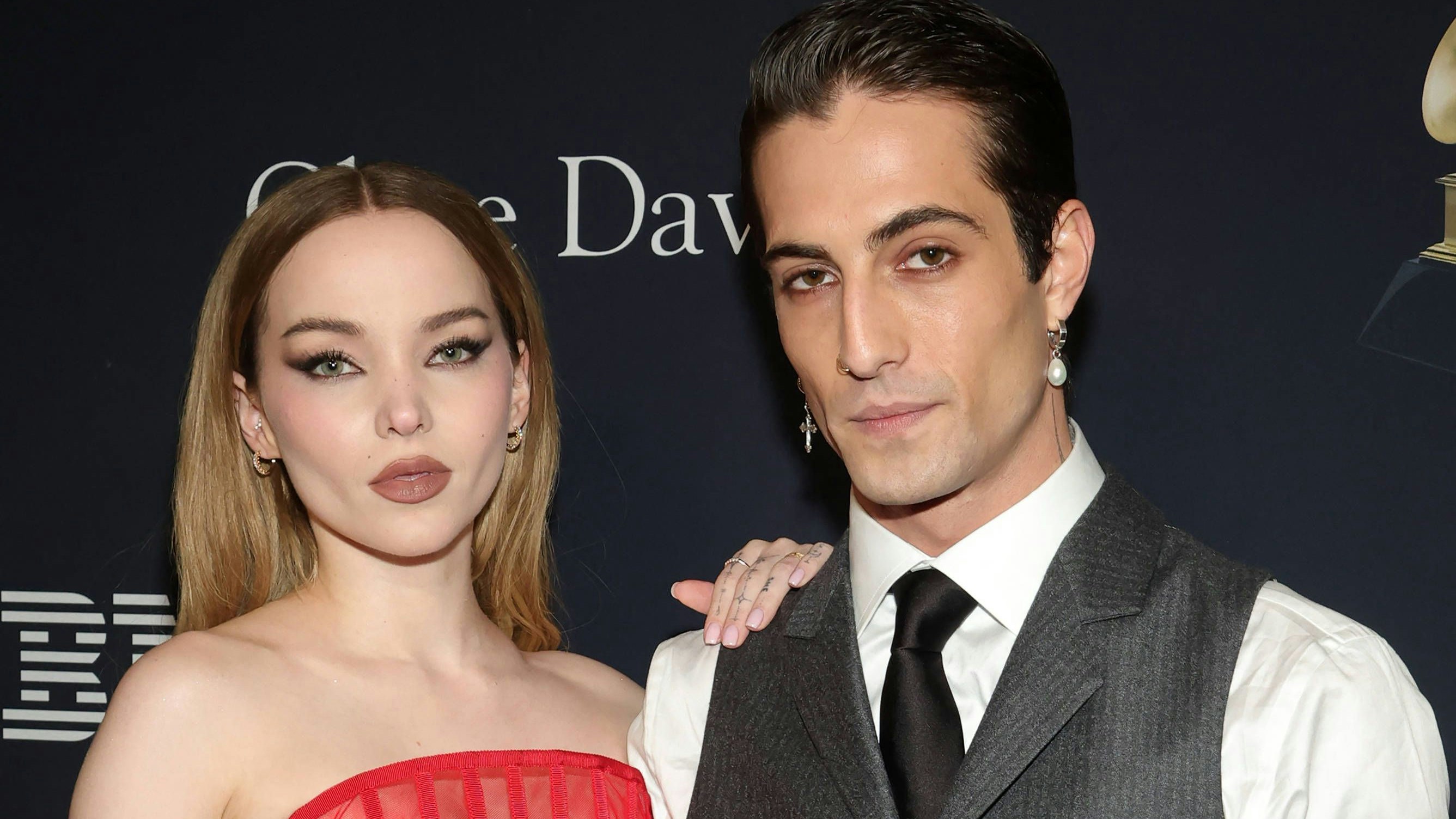 Bei der "Pre-Grammy Gala" zeigten sich Dove Cameron und Damiano David erstmals gemeinsam auf dem roten Teppich.