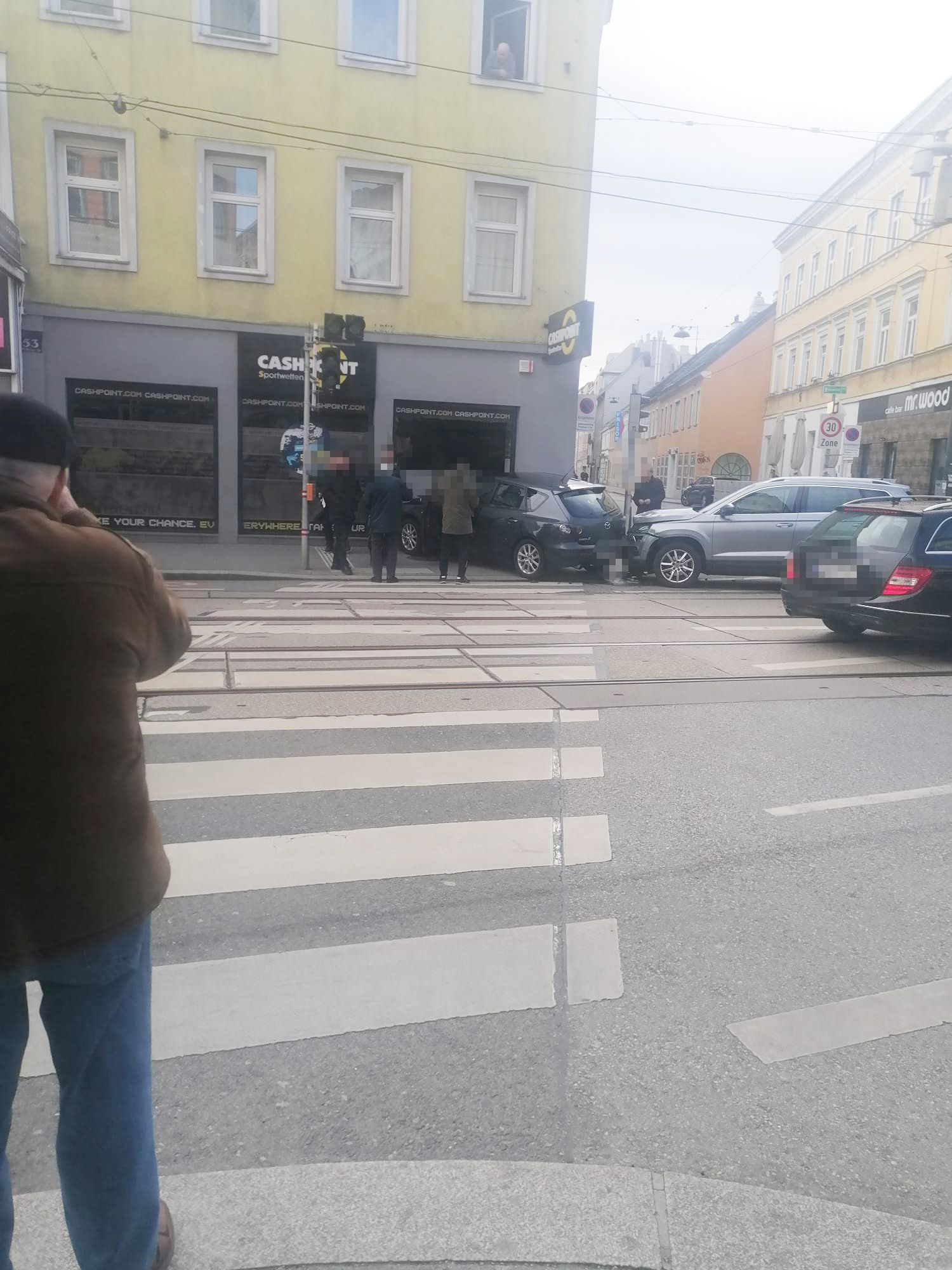 Der Auffahrunfall in der Ottakringer Straße sorgte für eine Unterbrechung bei den Wiener Linien.