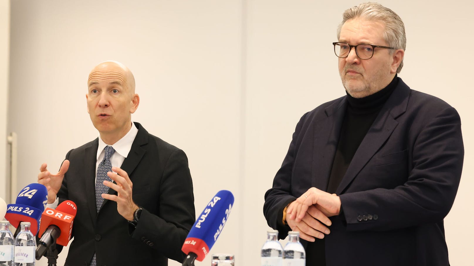 Arbeitsminister Martin Kocher und Wiens Sozialstadtrat Peter Hacker (SPÖ)