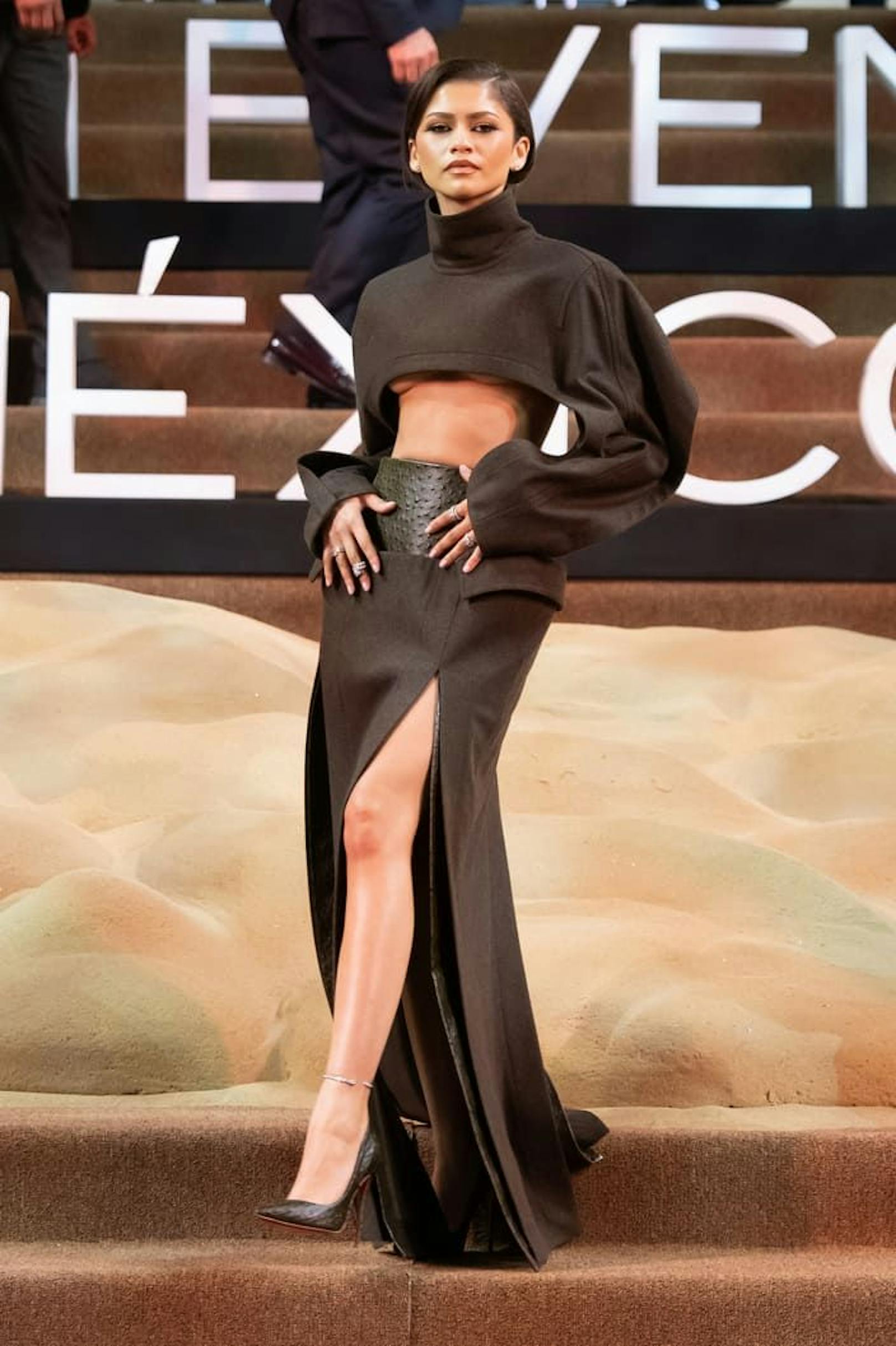 Und in Mexiko sorgte die 27-Jährige in&nbsp;<a rel="nofollow" data-li-document-ref="120018635" href="https://www.heute.at/s/zendaya-zeigt-fast-alles-bei-dune-2-premiere-120018635">Bottega Veneta</a> für einen Underboobs-Alarm.