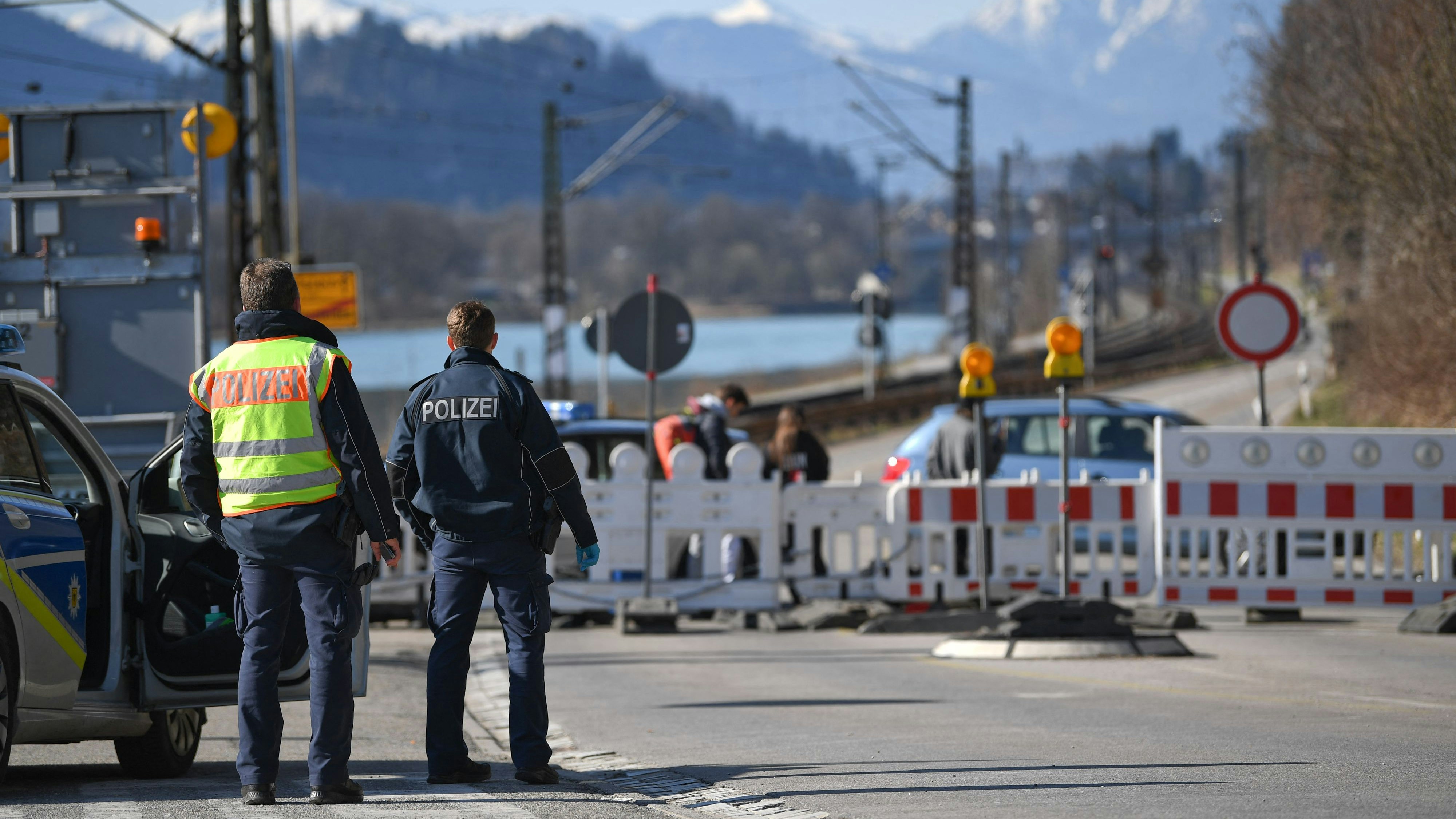 Immer noch wird an den Grenzen zwischen Österreich und Deutschland kontrolliert. (Archivbild)