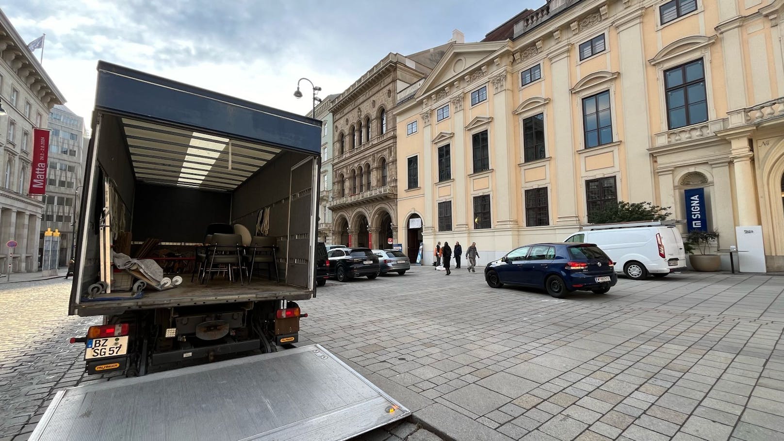 Räumungskommando vor Benko-Zentrale – Büros nun leer