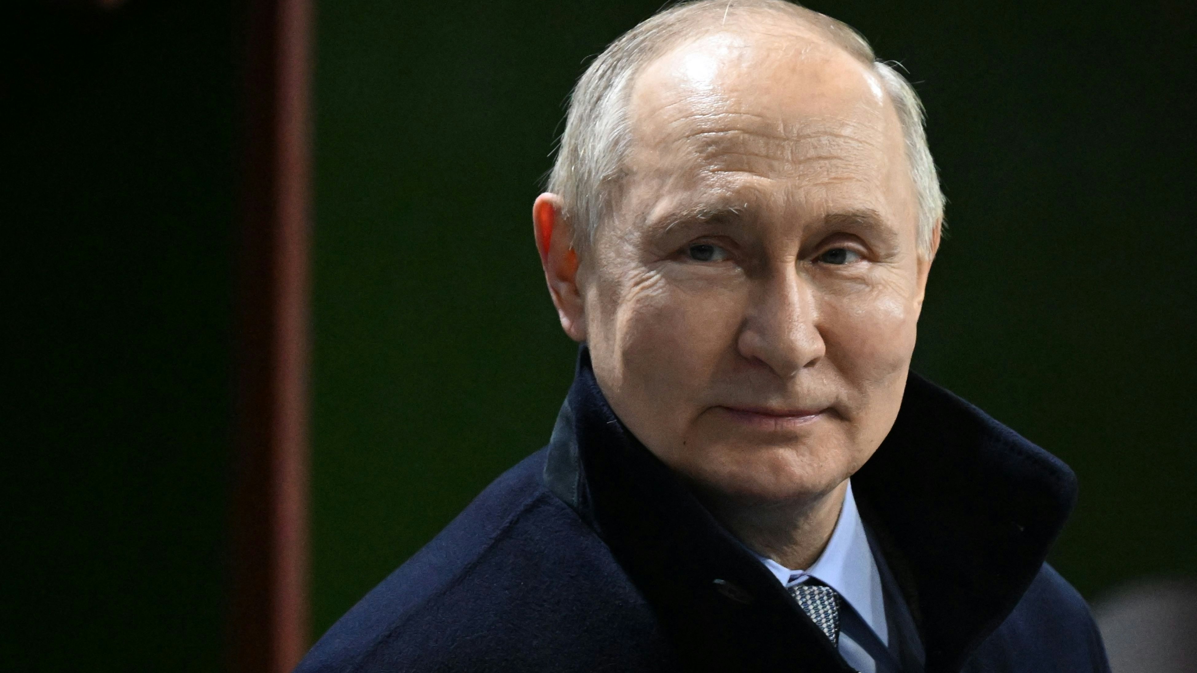 Wladimir Putin wird erstmals seit zwei Jahren ein Interview mit einem westlichen Medienschaffenden führen.