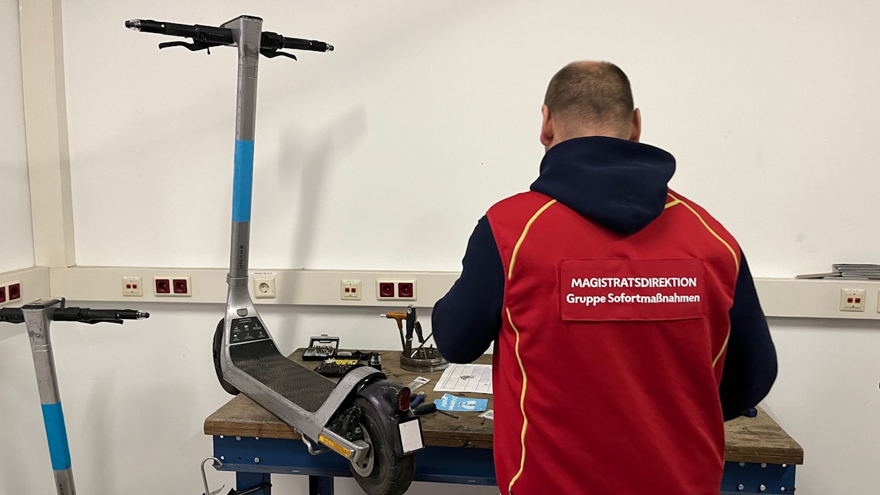 Heute.at - Gruppe Sofortmaßnahmen beschlagnahmt 1.000 E-Scooter