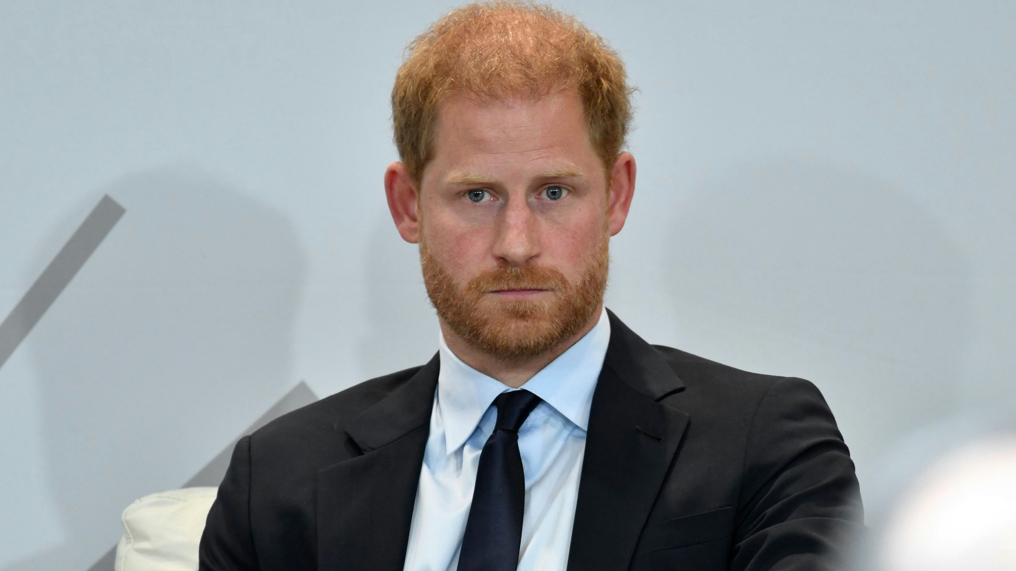 Prinz Harry sorgte kurz nach seiner England-Reise mit einem Überraschungsauftritt in Las Vegas für Aufsehen.