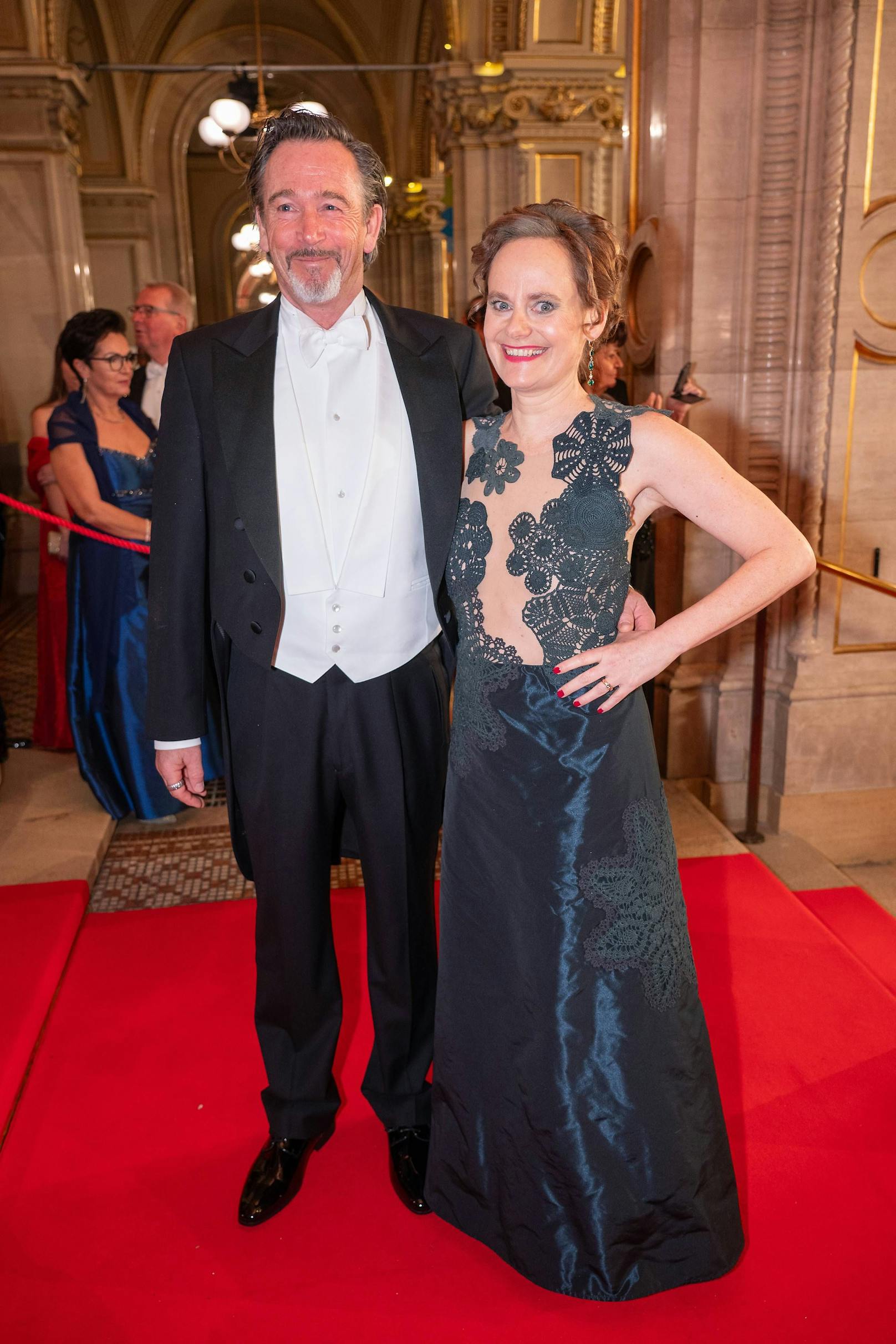 Die Schauspielerin und Tochter von Wolfgang Schüssel Nina Blum gemeinsam mit ihrem Ehemann Martin Halder.