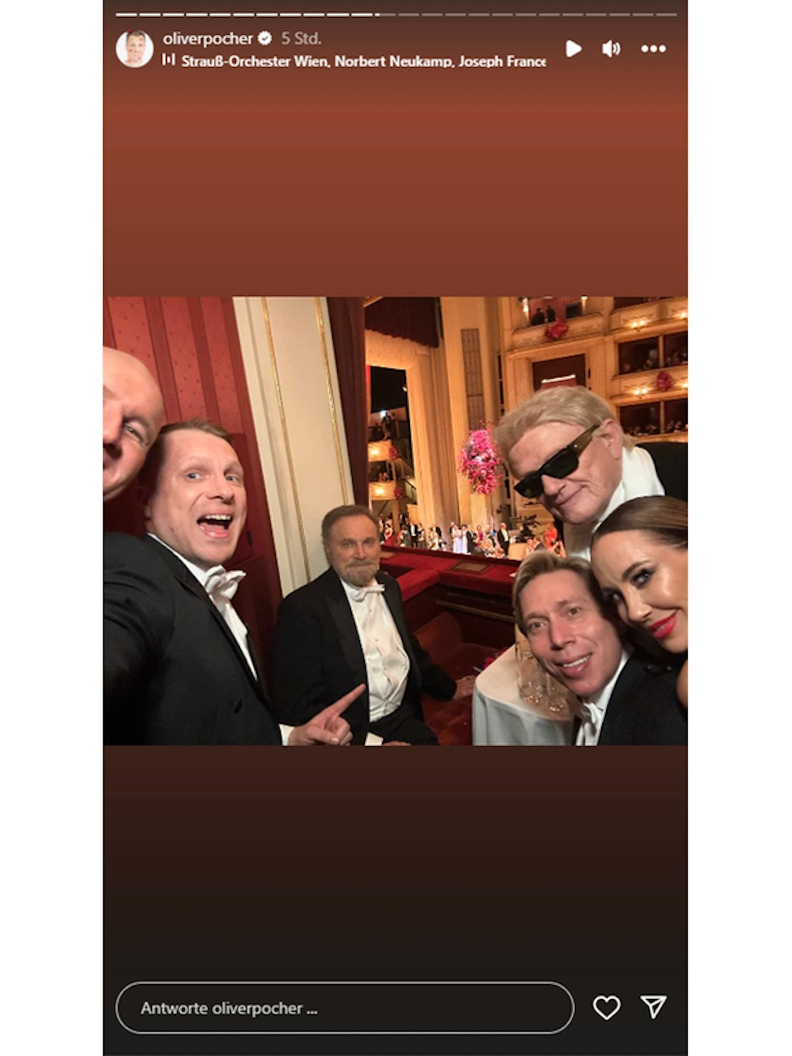 Oliver Pocher genießt den Abend mit Heino, Franco Nero, Markus Deussel, Helmut Werner und seiner Ex Alessandra Meyer-Wölden.