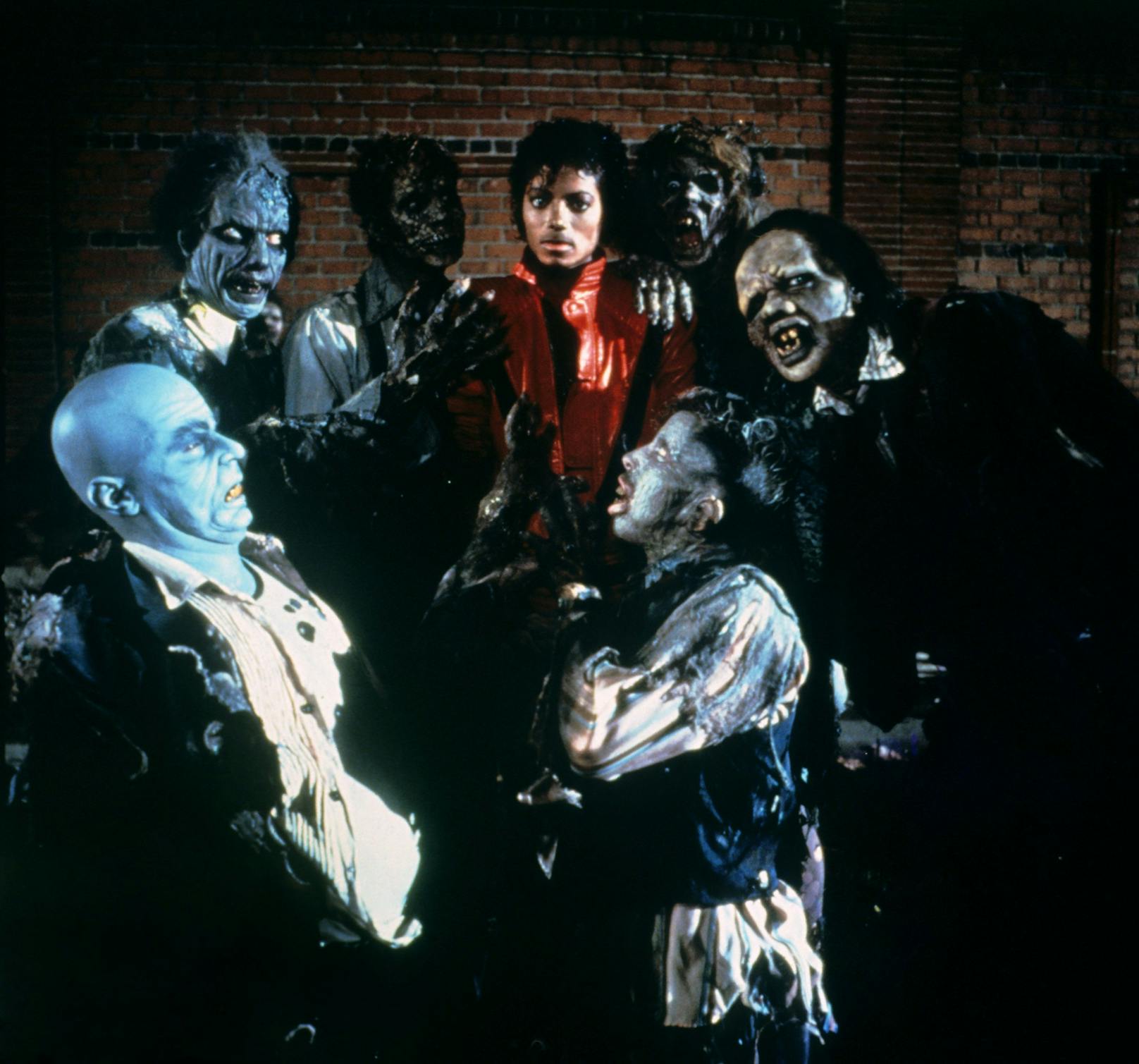 Jacksons nächstes Album war "Thriller" von 1982, das das meistverkaufte Album aller Zeiten wurde. Bis heute zählt besonders das Musikvideo zur gleichnamigen Single als legendär.