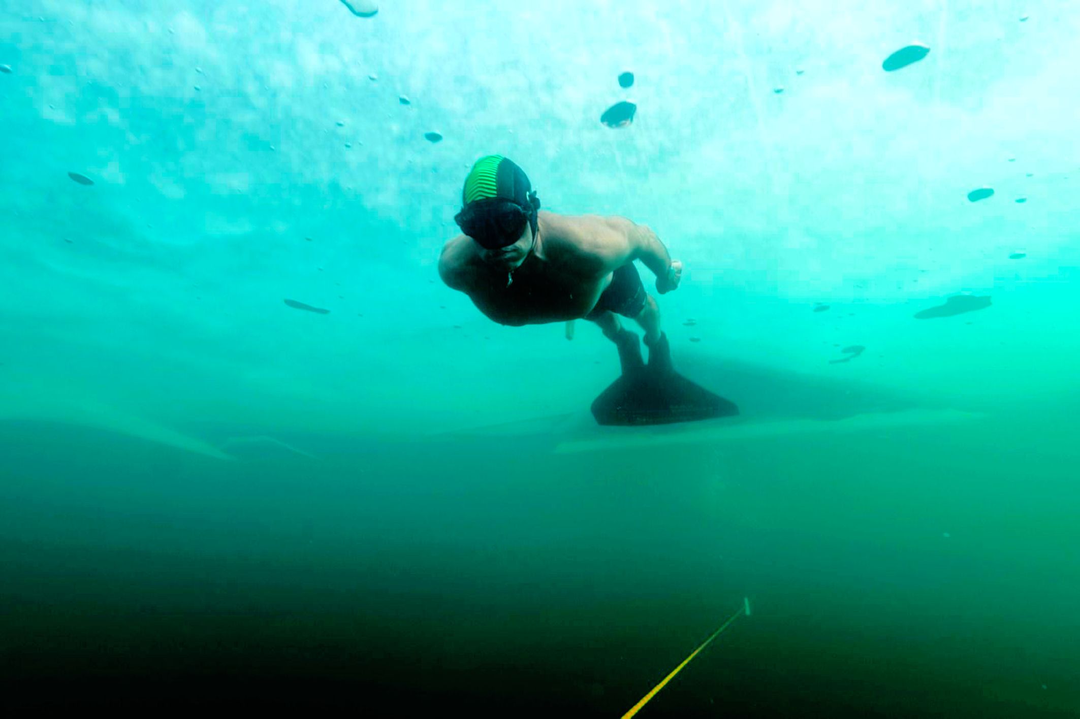 Apnoe-Taucher Christian Redl stellte Österreich-Rekord am Weißensee auf.