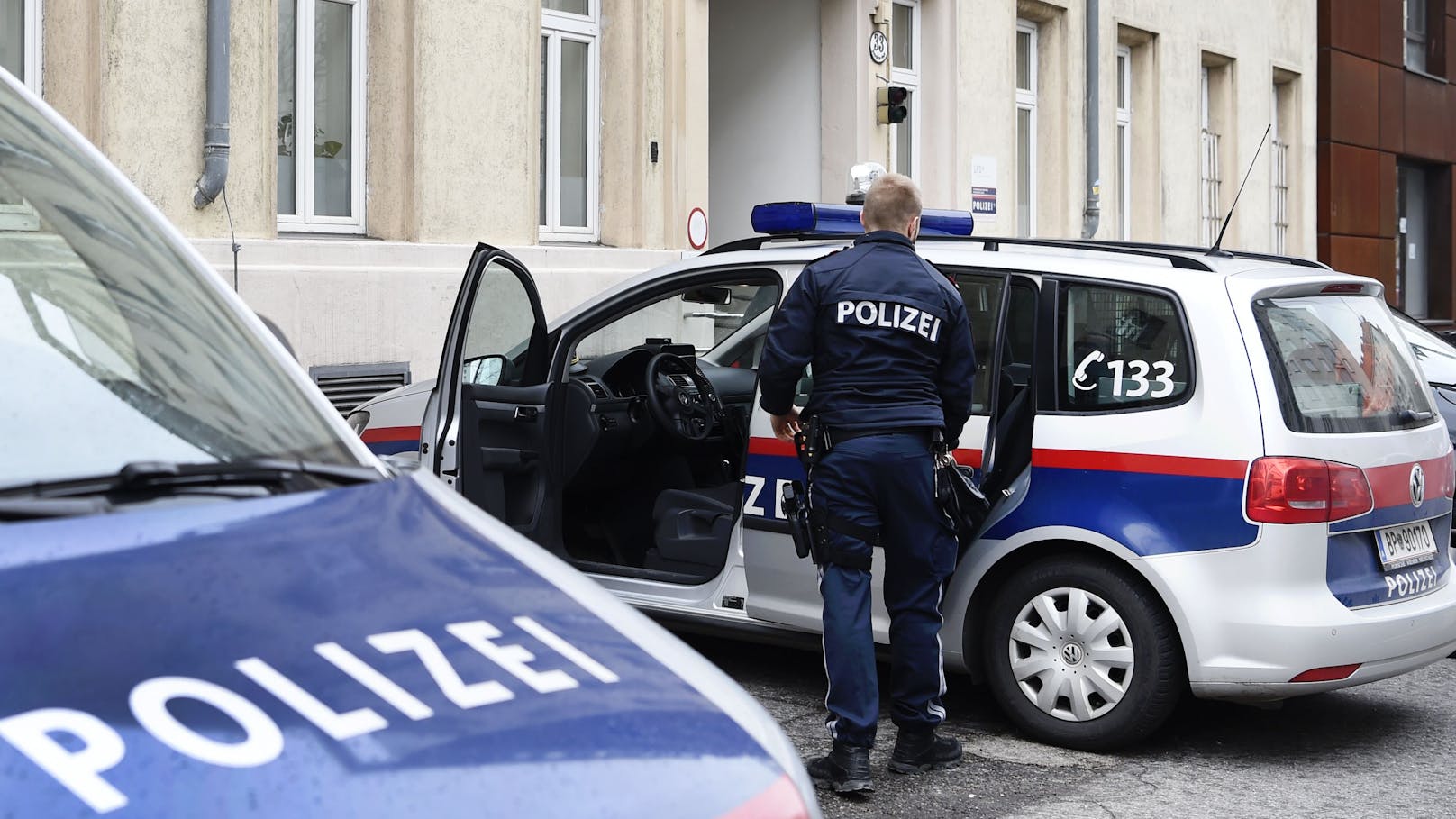 20-Jähriger verpasst Polizist in Wien Kopfstoß