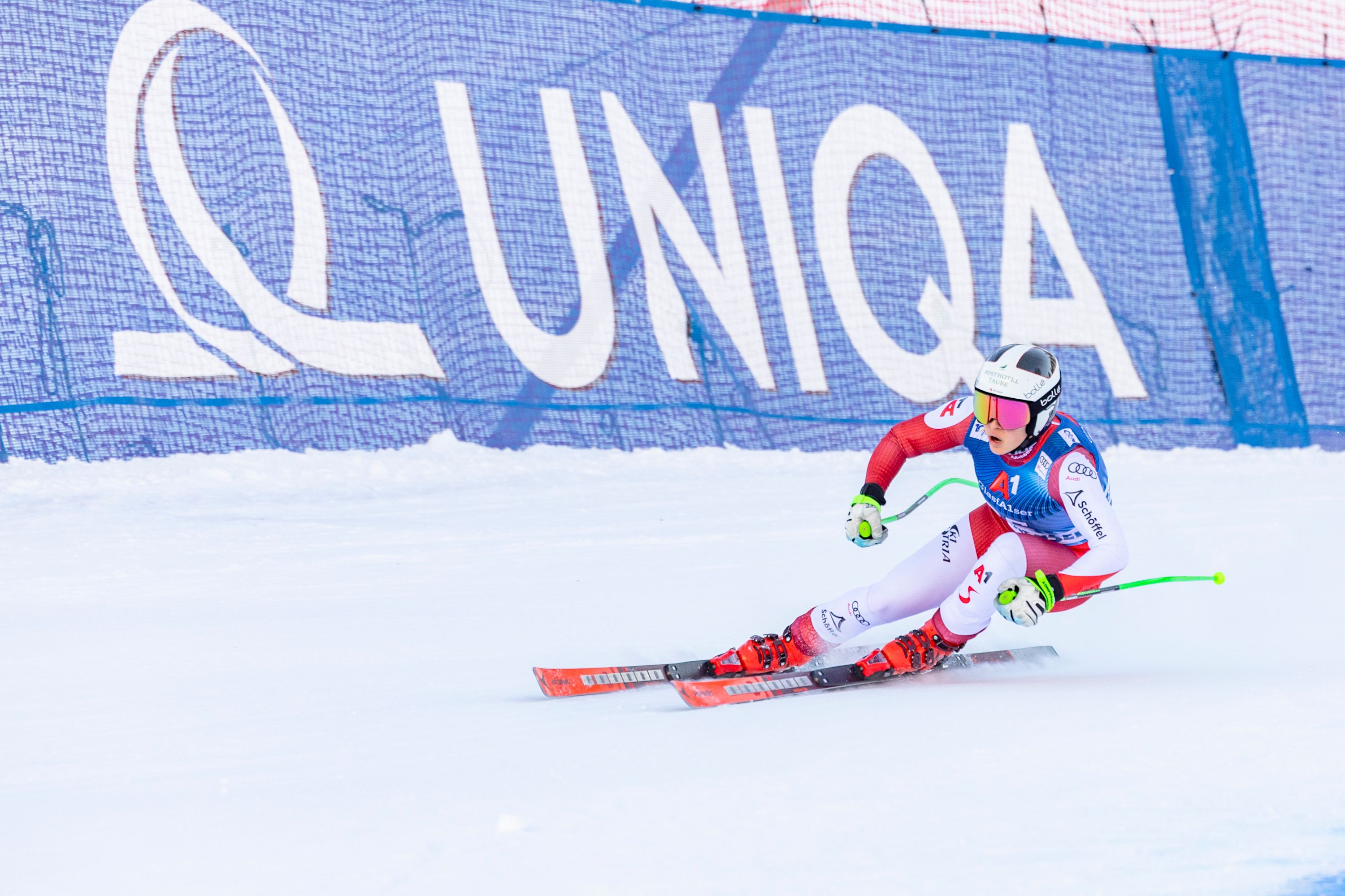 Emily Schöpf gewinnt die Europacup-Abfahrtswertung.