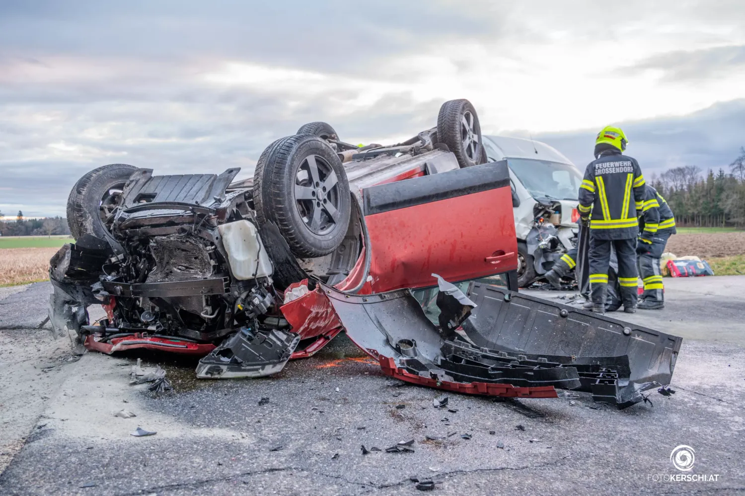 In Großendorf krachten zwei Autos zusammen.