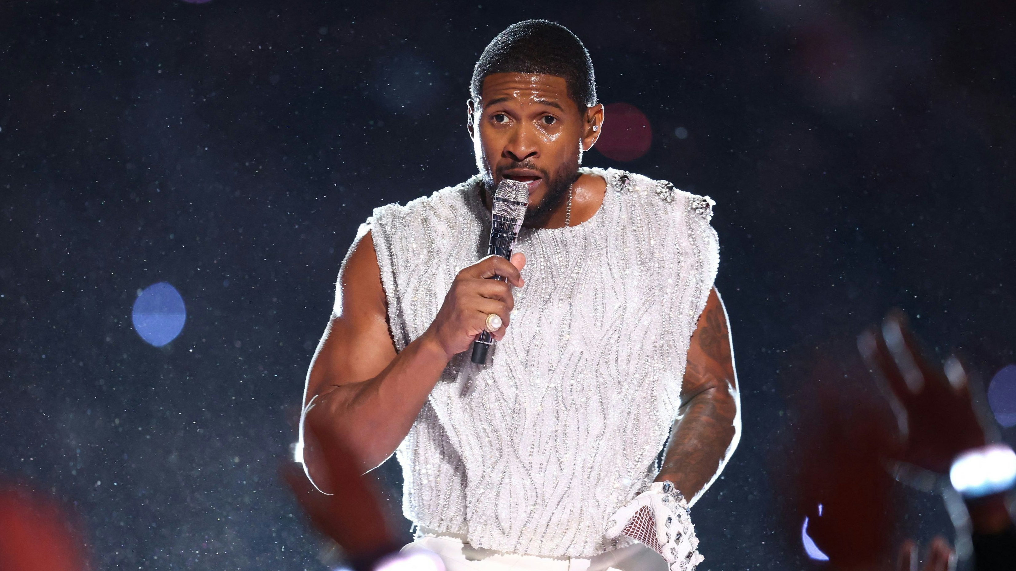 Usher hatte dieses Jahr die Ehre, für die Halbzeitshow beim Superbowl zu performen.  