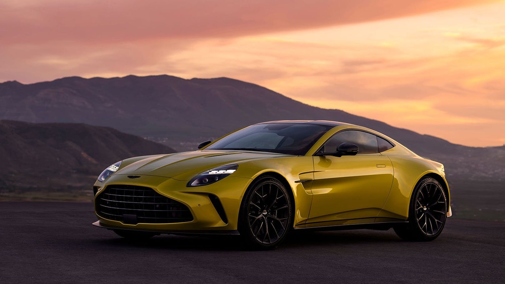 Neuer Aston Martin Vantage feiert Premiere