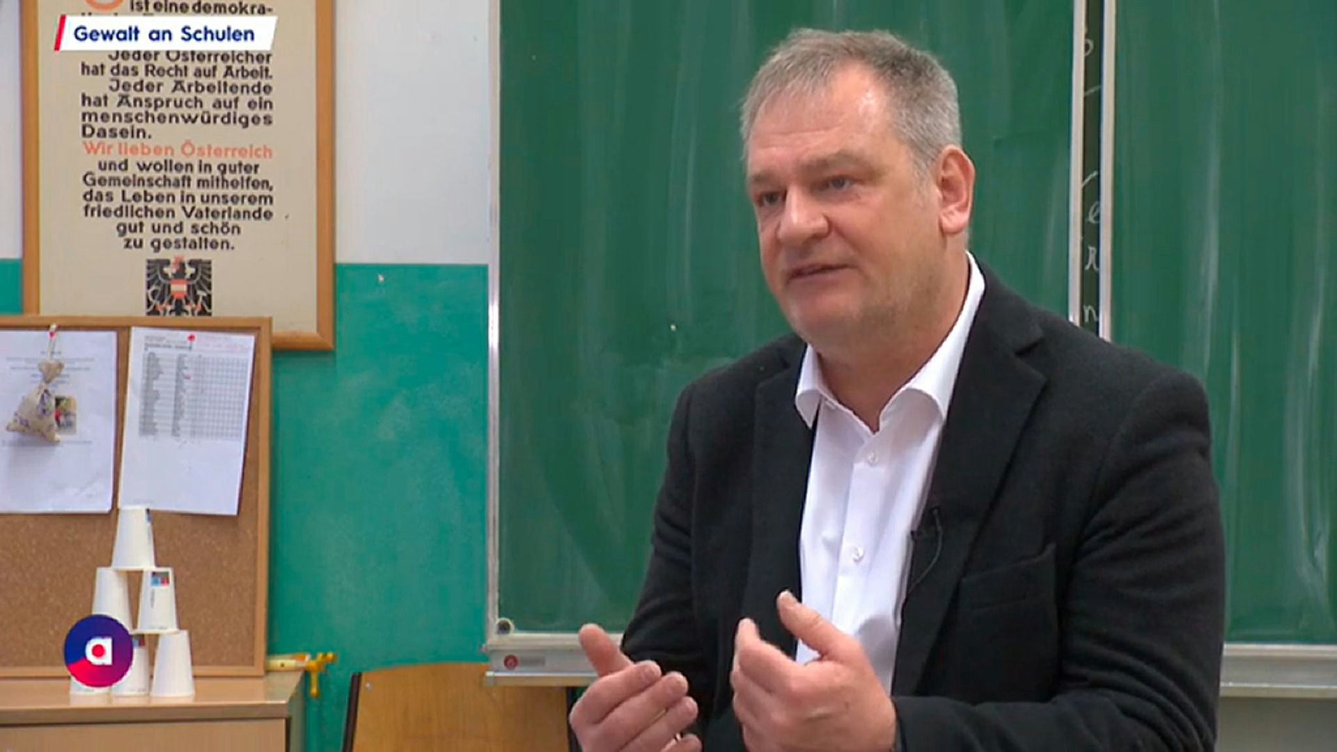 Der Wiener Schuldirektor Christian Klar prangert in einem TV-Interview mit PULS24 massive Integrationsmissstände an.