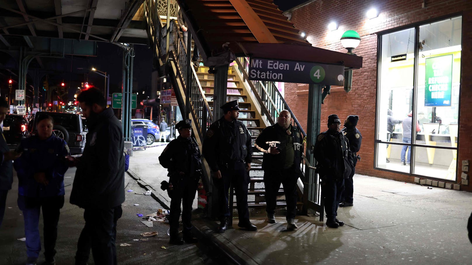 Toter und Verletzte bei Schüssen in New Yorker U-Bahn