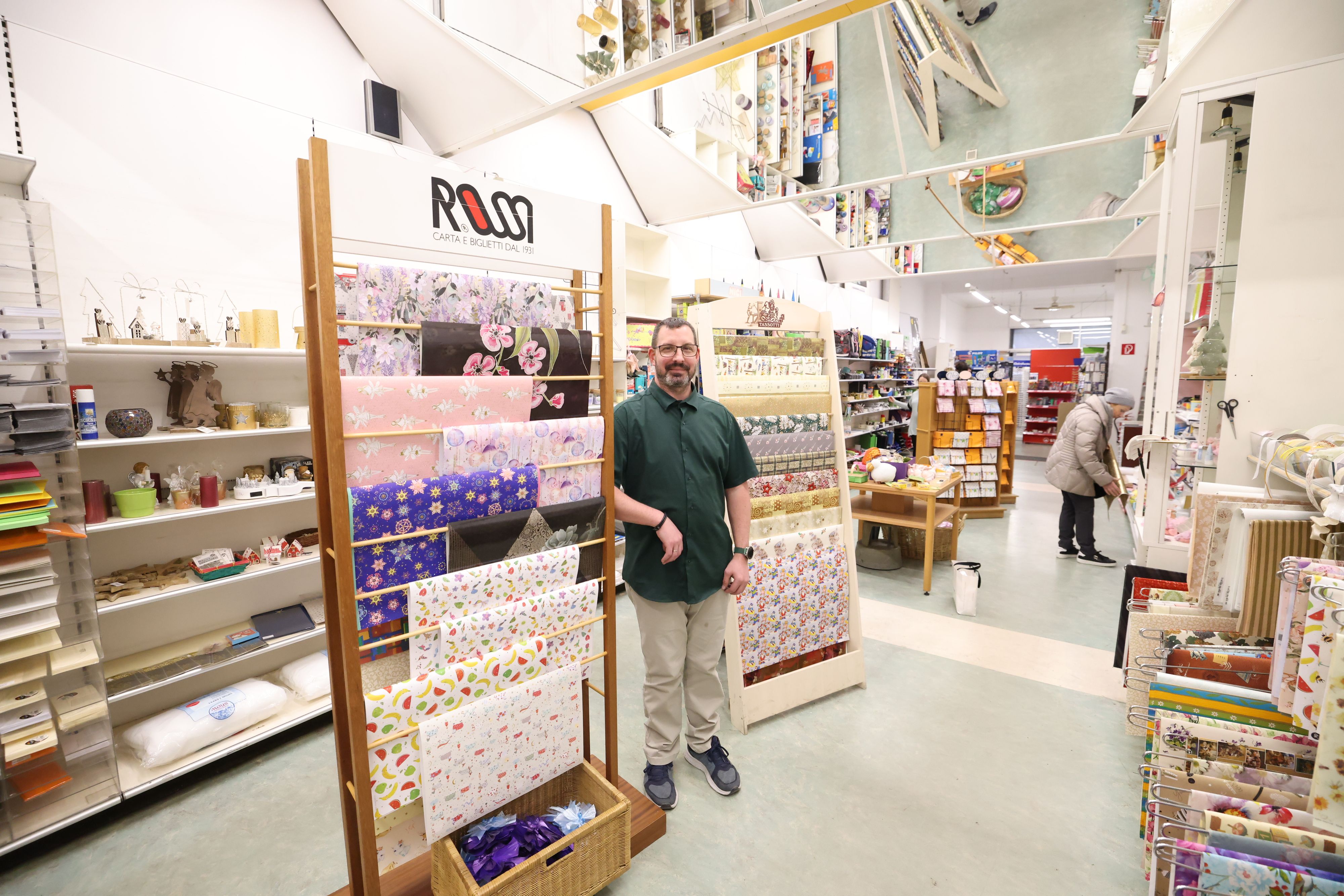 Mitarbeiter Michael Buxbaum ist seit 13 Jahren im Betrieb. 