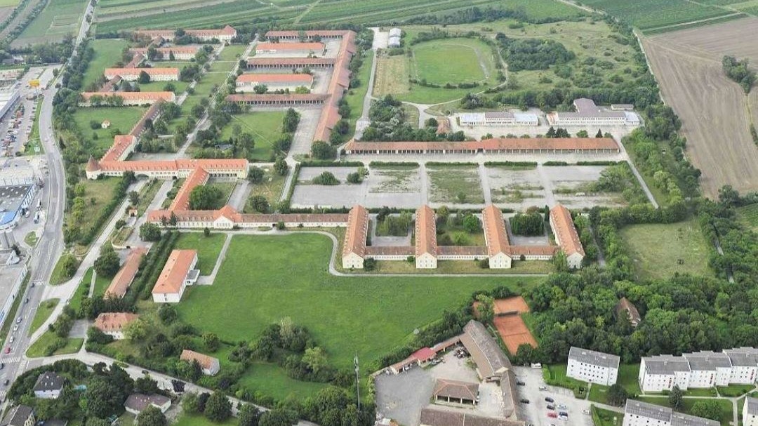 Die Martinek-Kaserne wurde 2013 geschlossen und steht jetzt zum Verkauf.