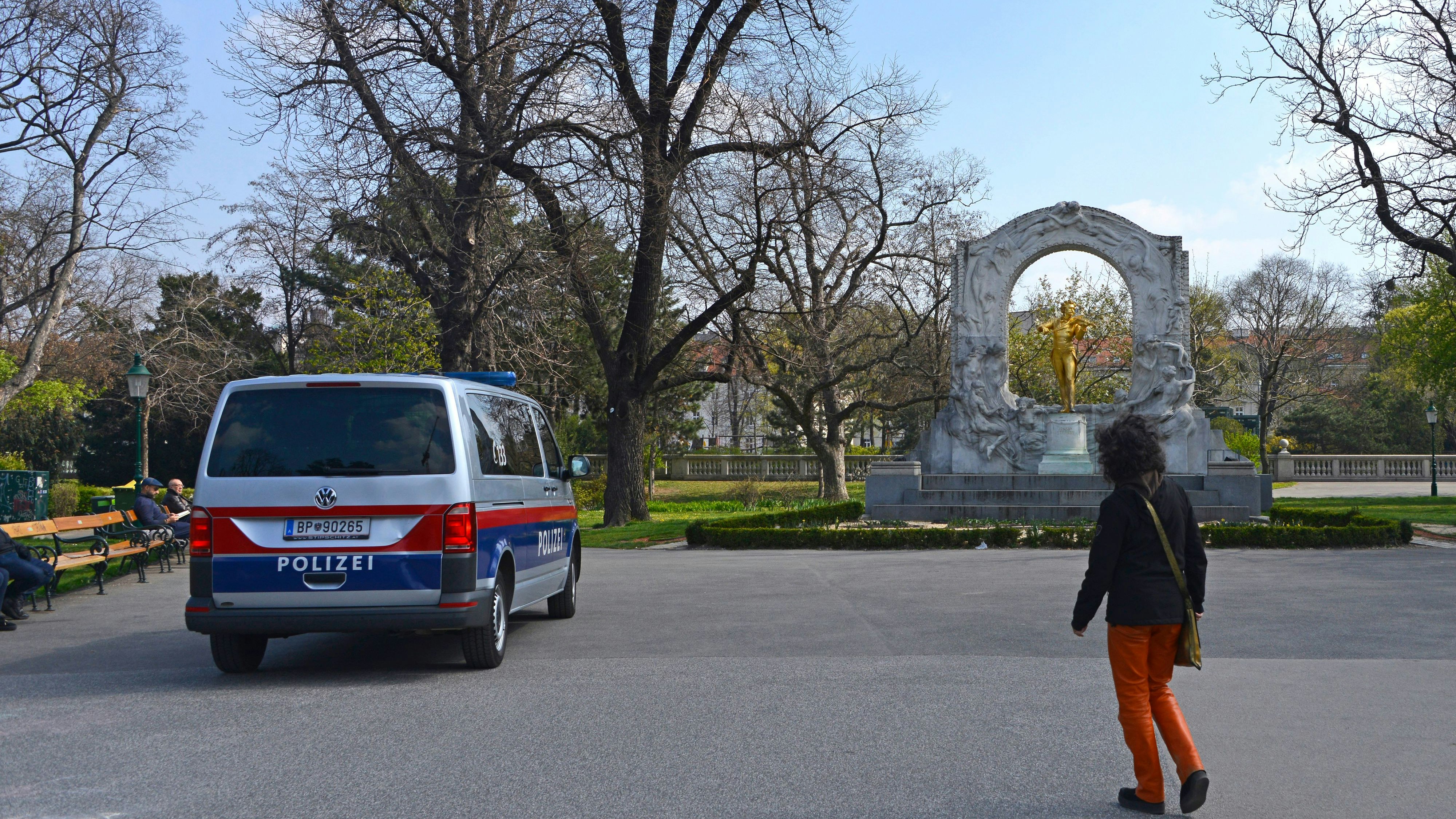 Polizeieinsatz im Wiener Stadtpark. Archivbild. 