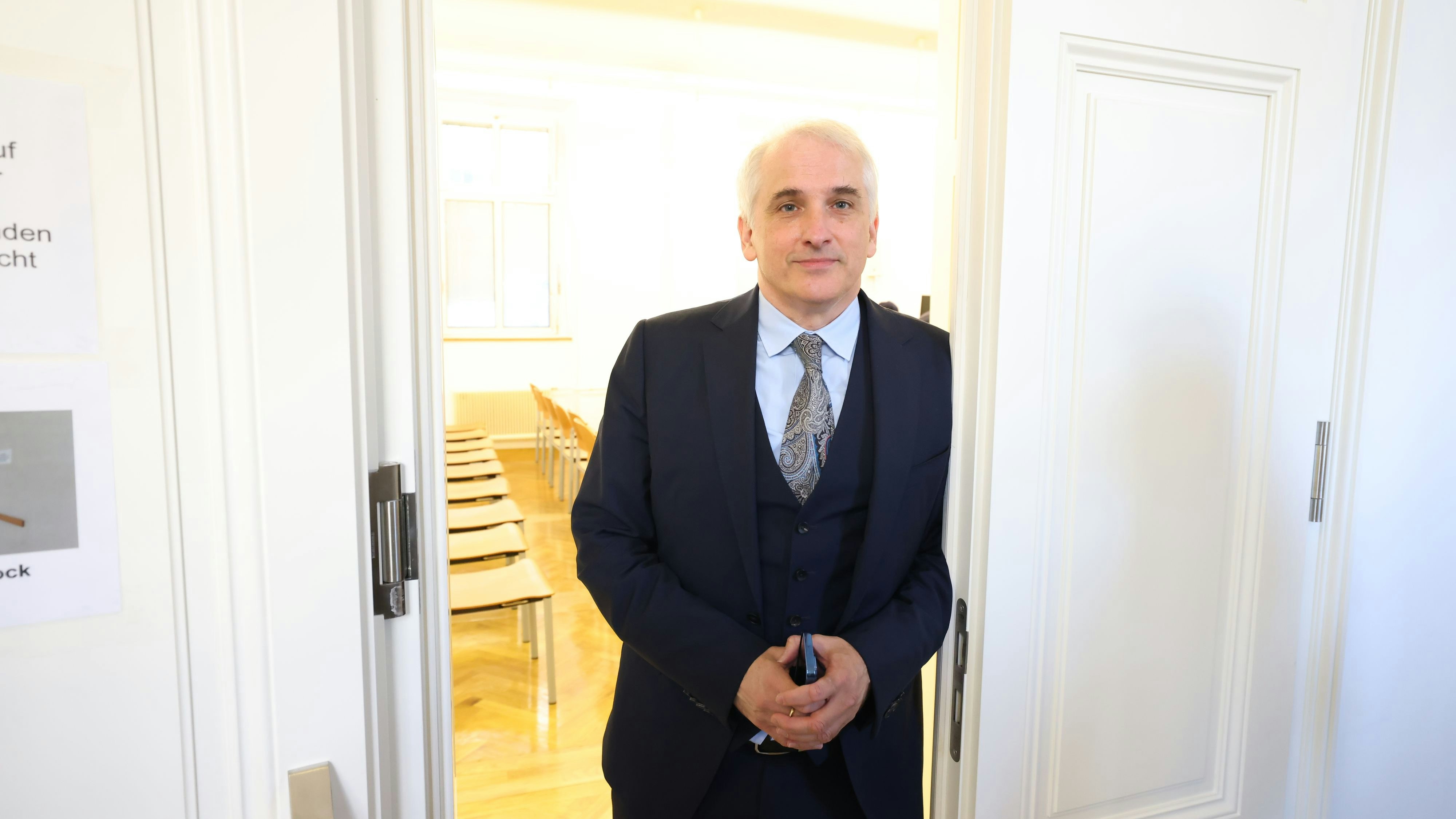 Top-Anwalt Michael Dohr beim Prozess