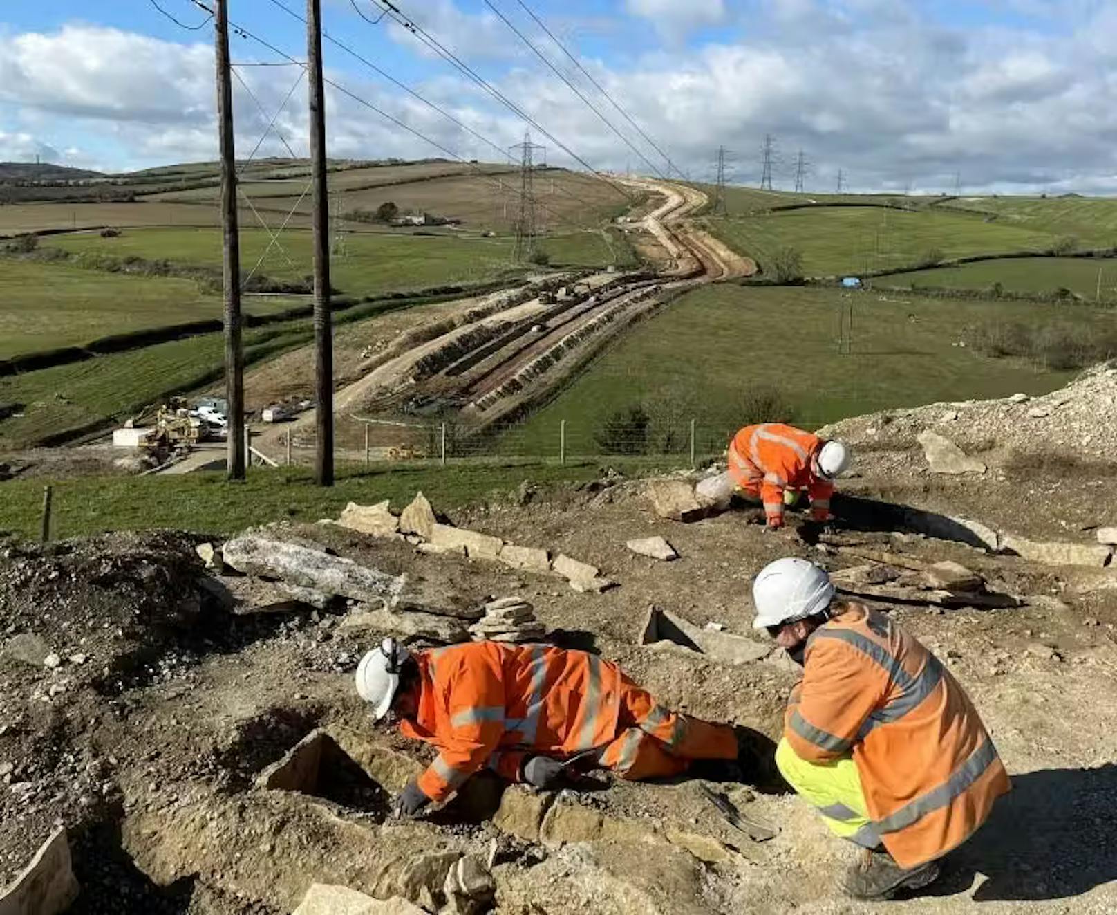 Mitarbeiter von Oxford Archeology bei der Arbeit.