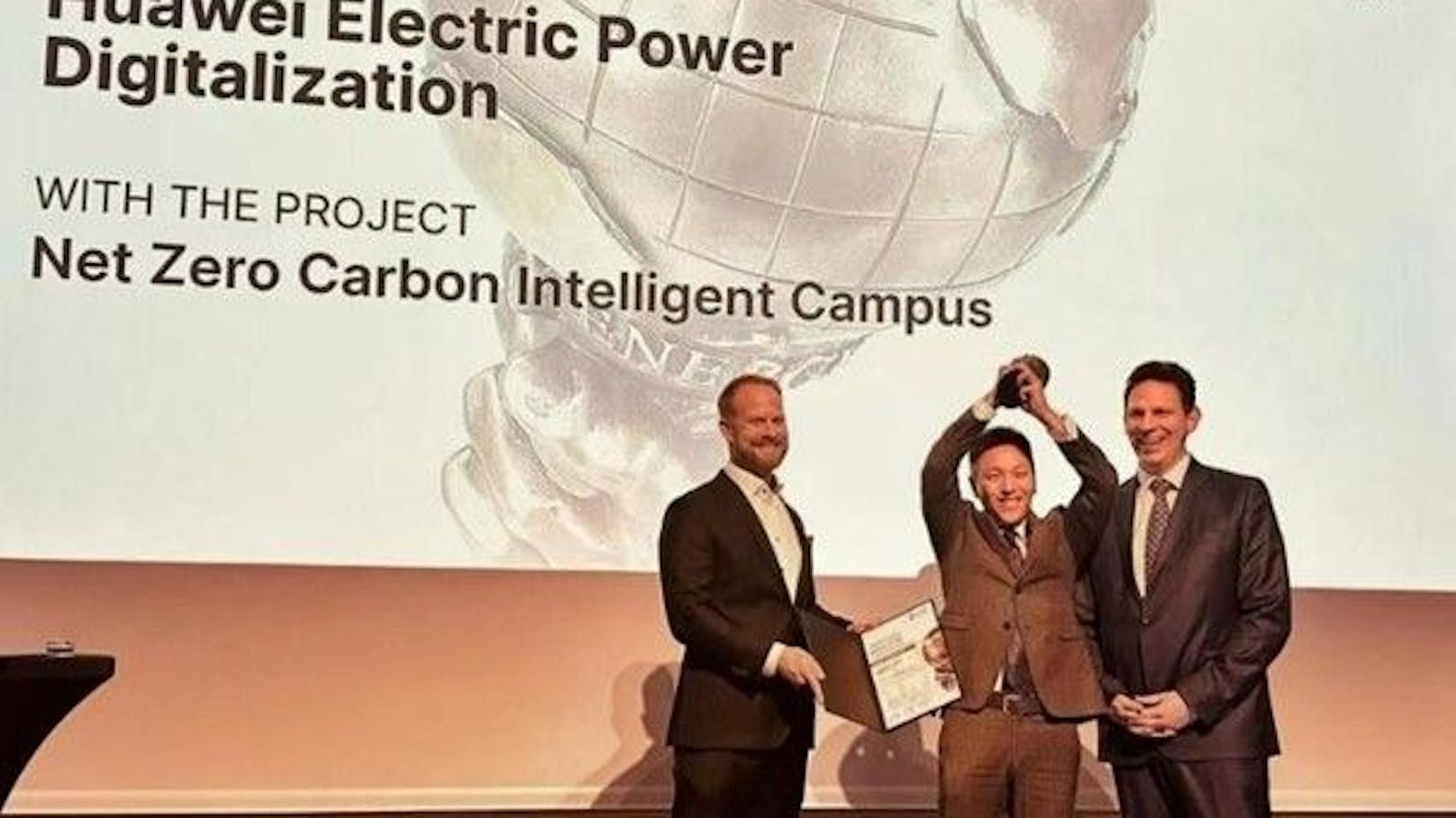 Huawei erhält den Energy Globe World Award 2023 für wegweisendes Projekt zur Kohlenstoffneutralität.