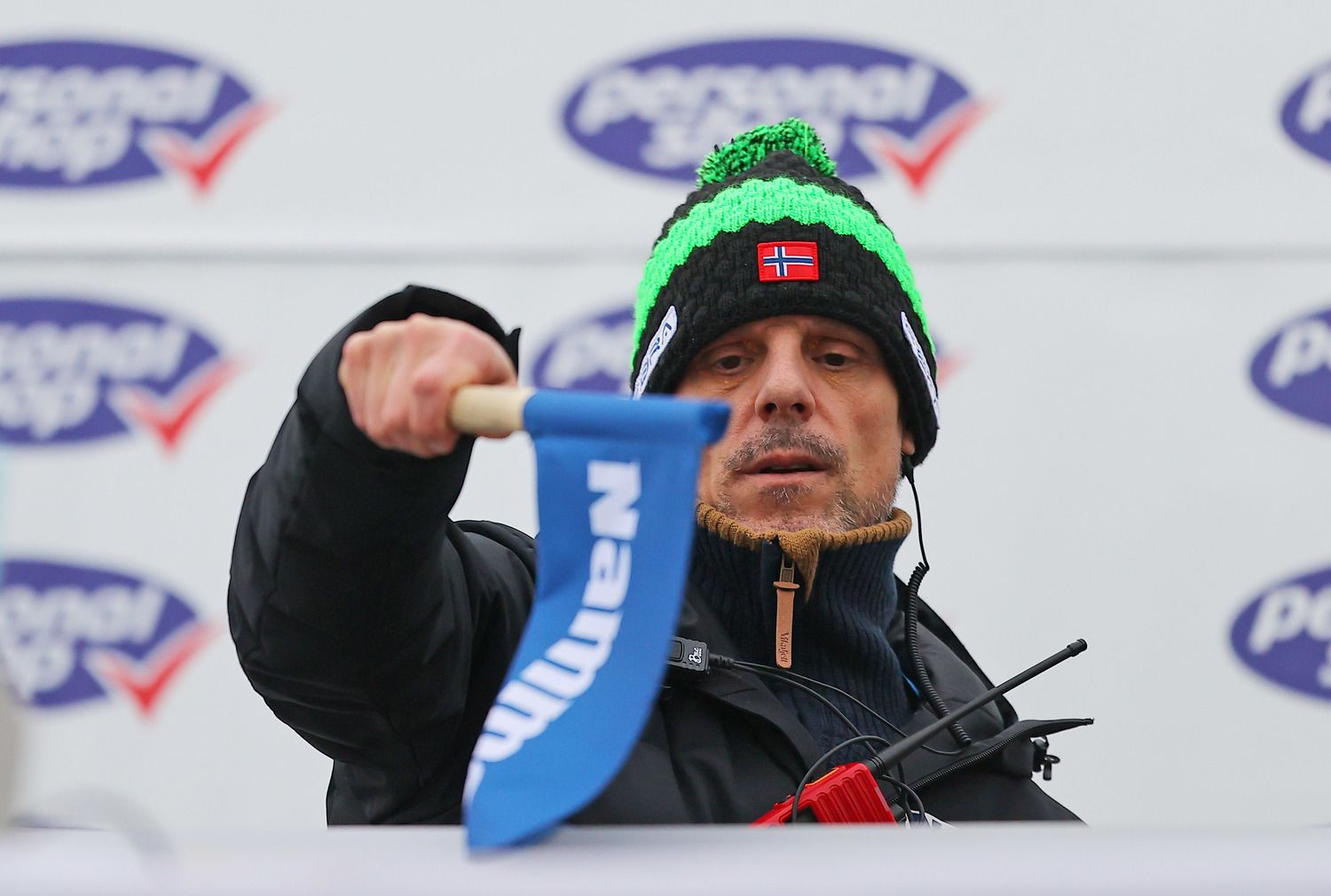 Alexander Stöckl hat sich den Unmut seiner Springer zugezogen. 