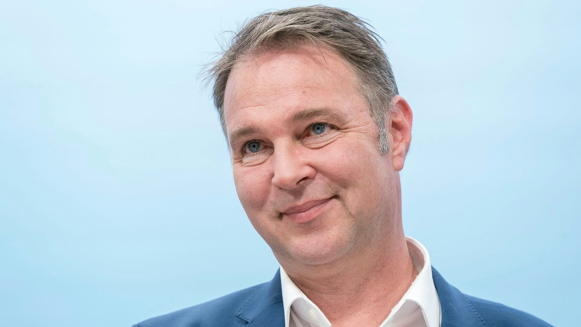 Heute.at - Babler will jedem Arbeitslosen einen Job garantieren