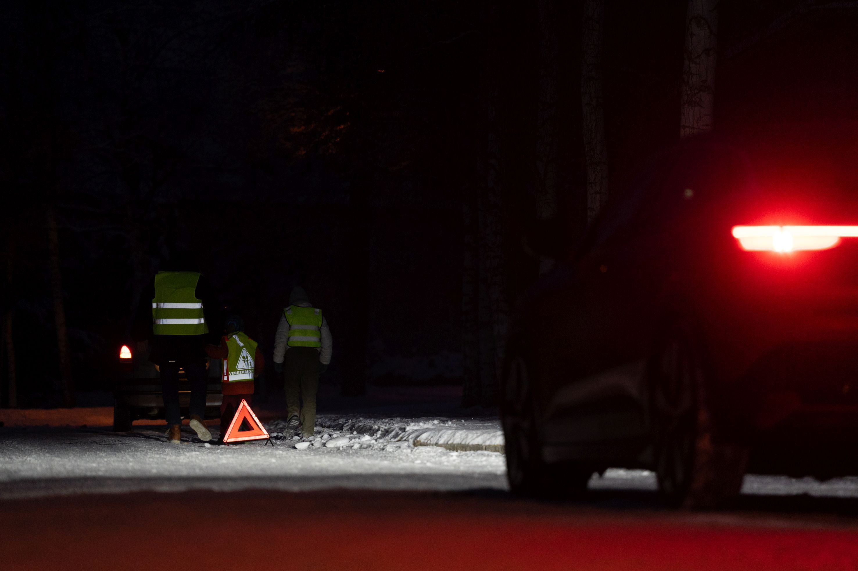 Viele Warnswesten sind nicht so sichtbar, wie es eigentlich sein sollte