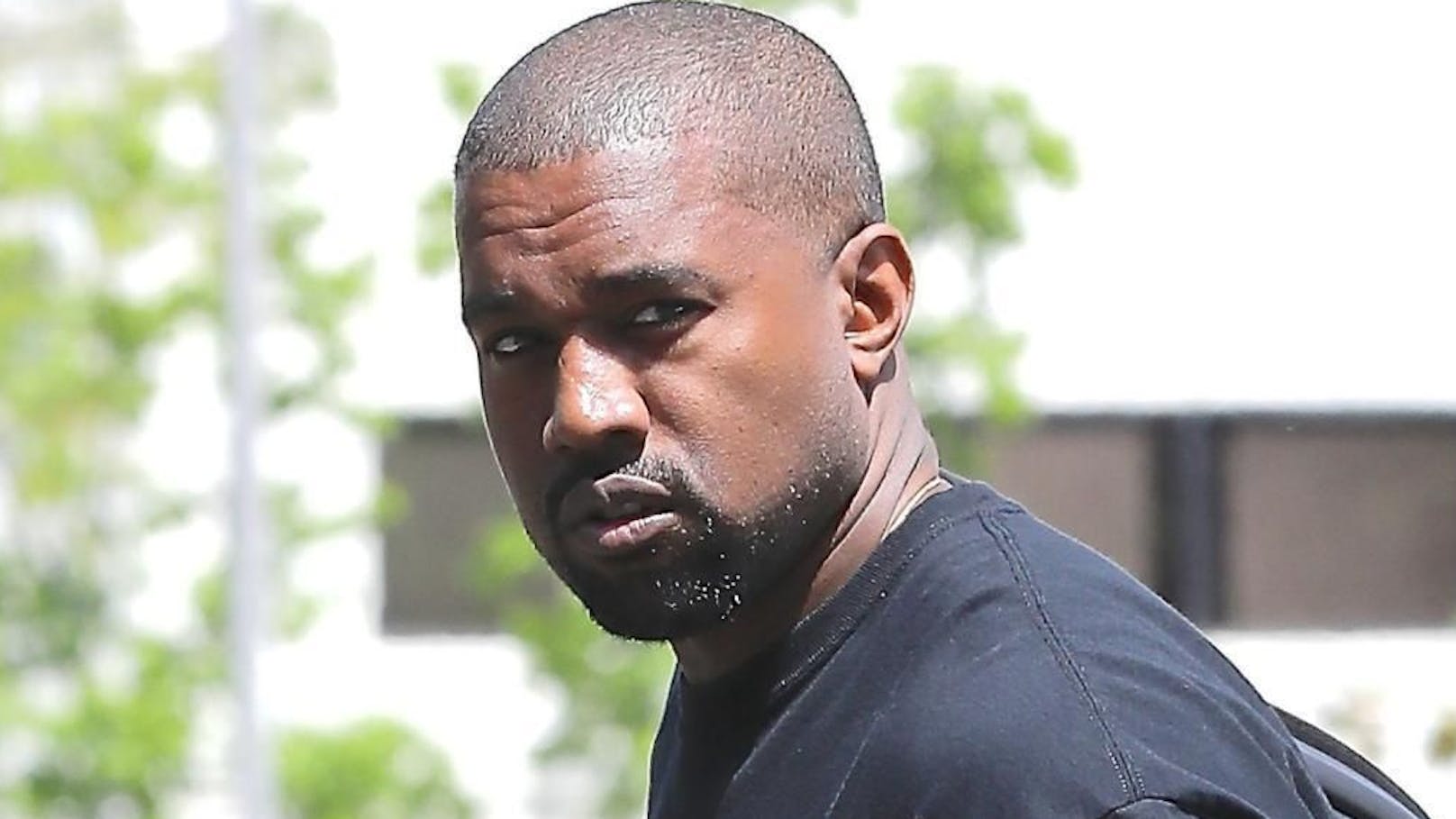 Geschwür an der Lippe? Fans sorgen sich um Kanye West