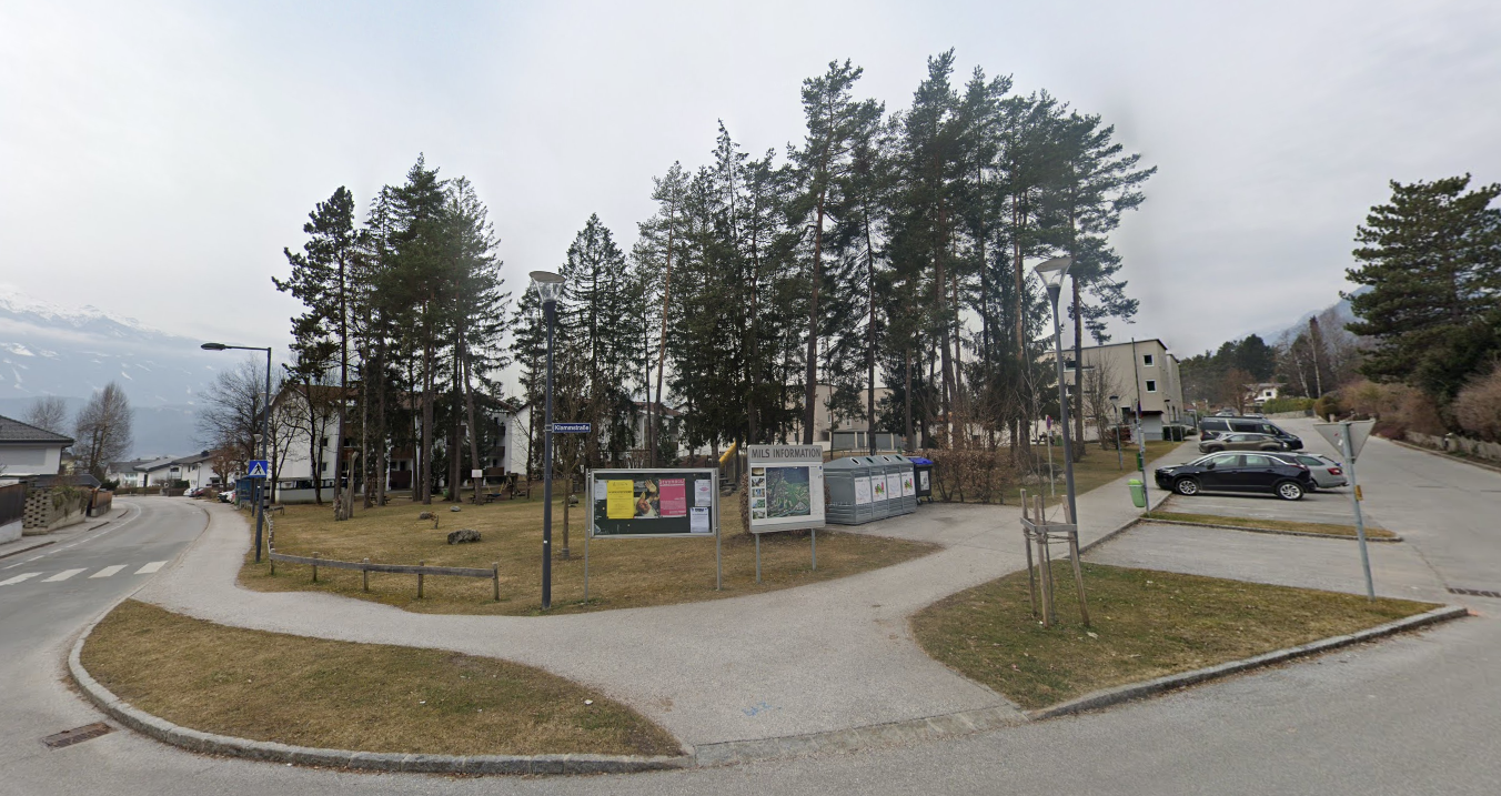 Die Polizei von Mils bei Hall sucht einen Mann mit dunkler Jacke und weißen Sneakers.