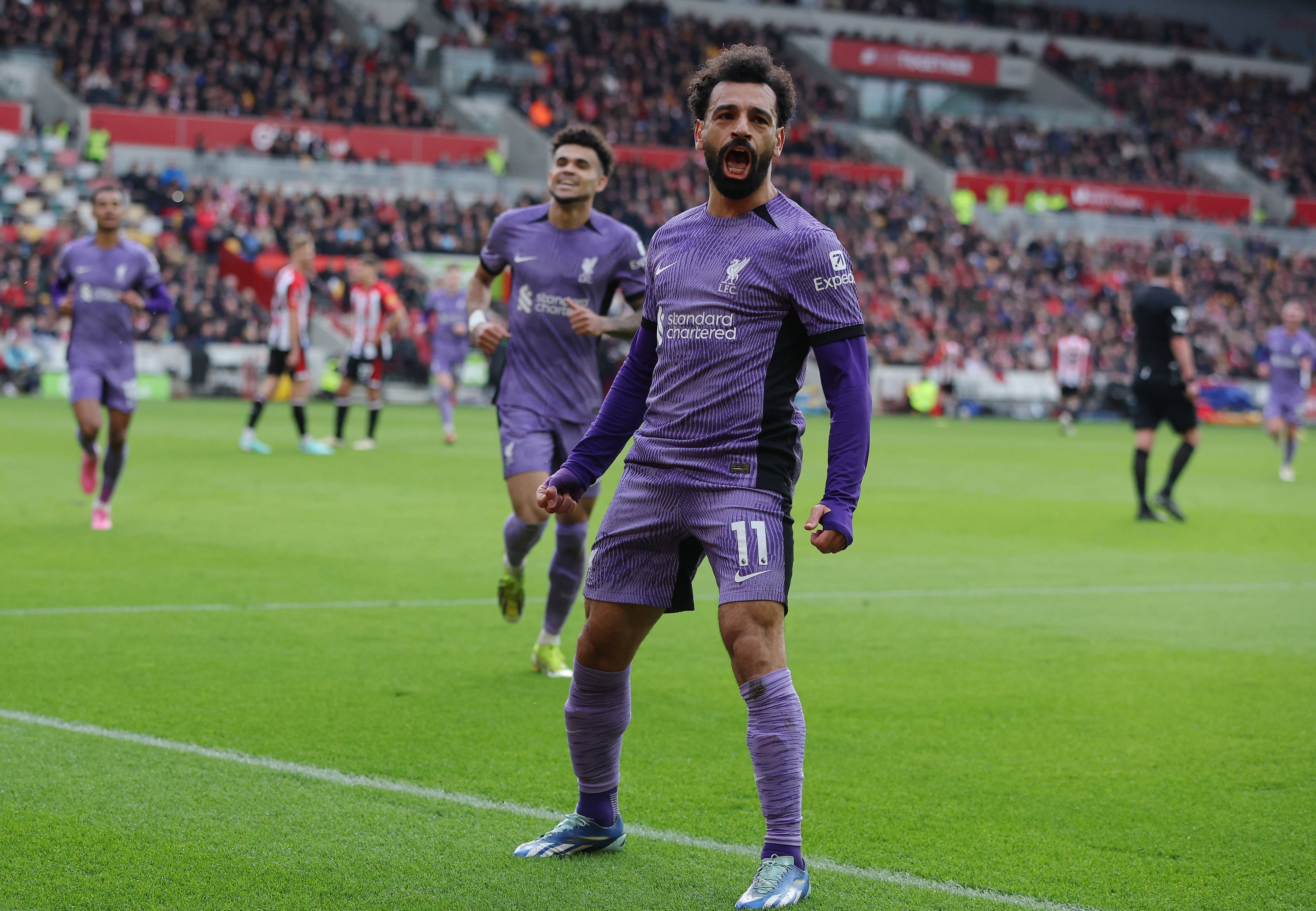 Liverpool bleibt Tabellenführer