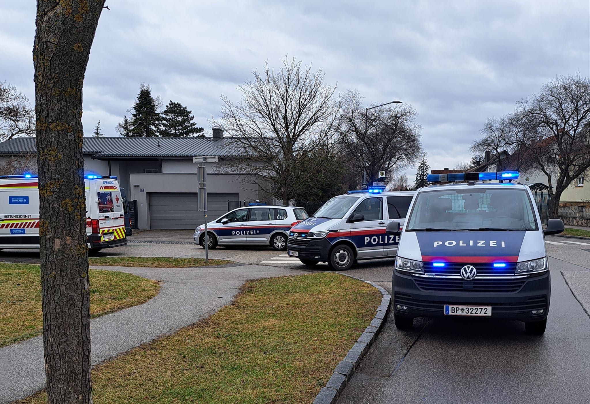 Eine Schlägerei unter Sperrmüllsammler löste einen Großeinsatz der Polizei aus.