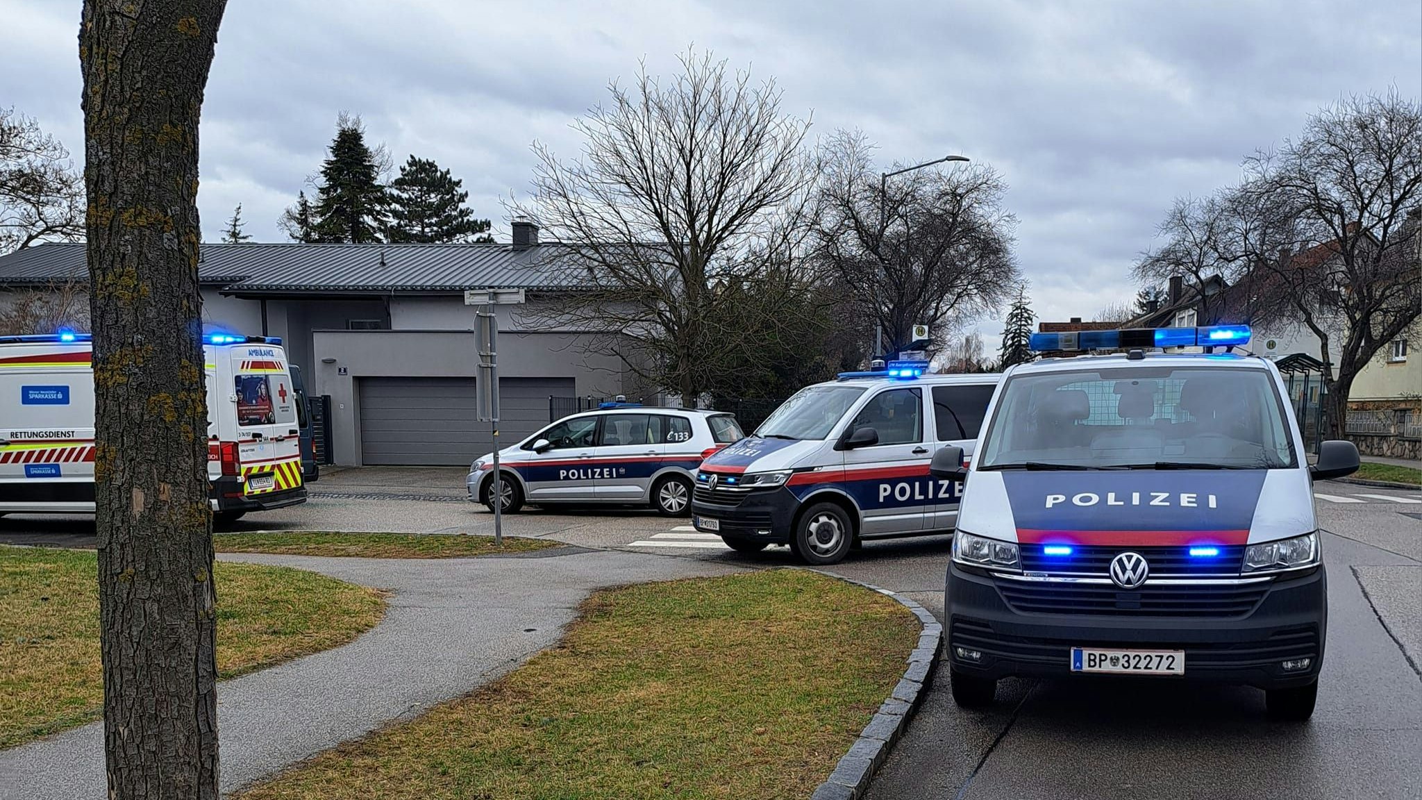Eine Schlägerei unter Sperrmüllsammler löste einen Großeinsatz der Polizei aus.