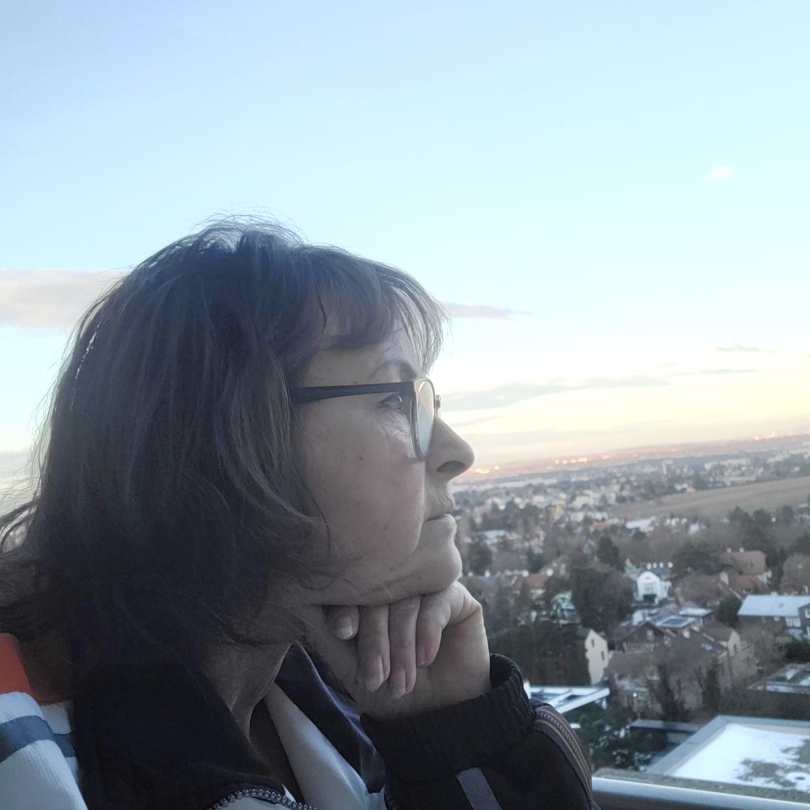 Christa K. blickt mit Sorgen in die Zukunft.