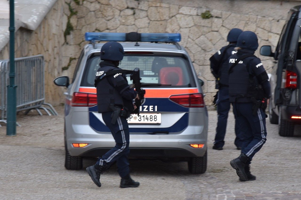 Großeinsatz der Polizei im Kurpark Baden