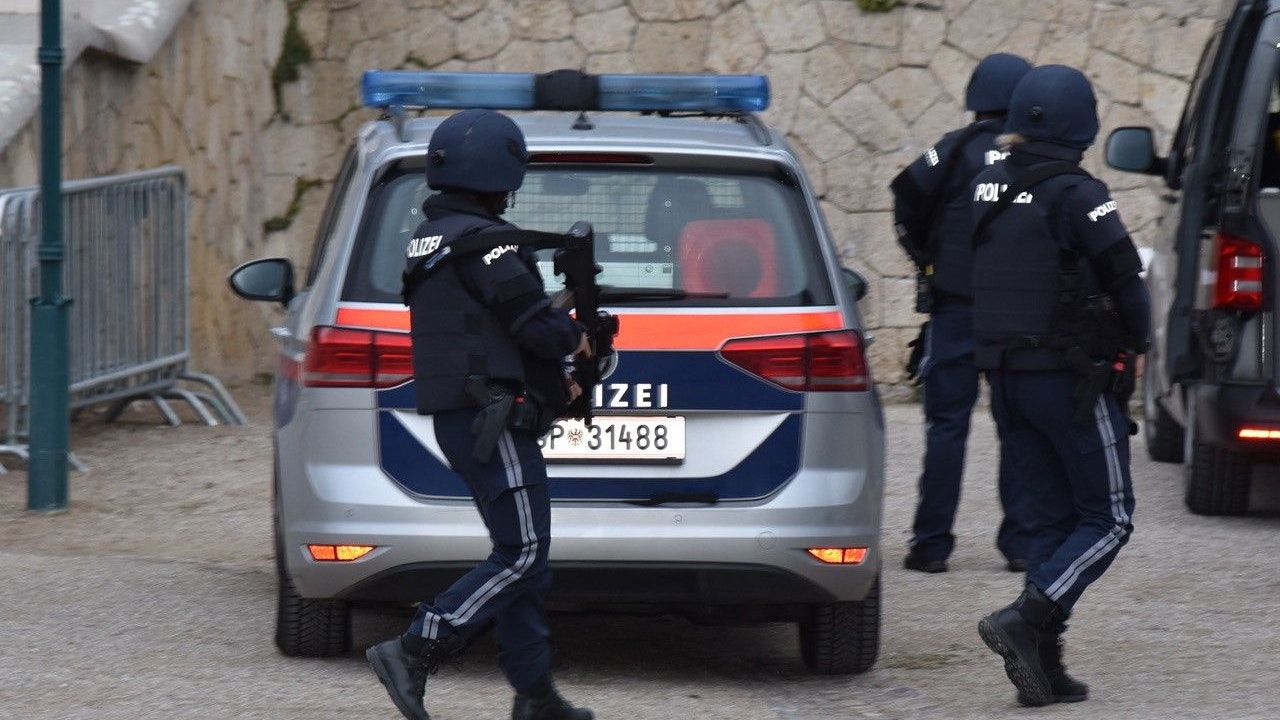 Großeinsatz der Polizei im Kurpark Baden