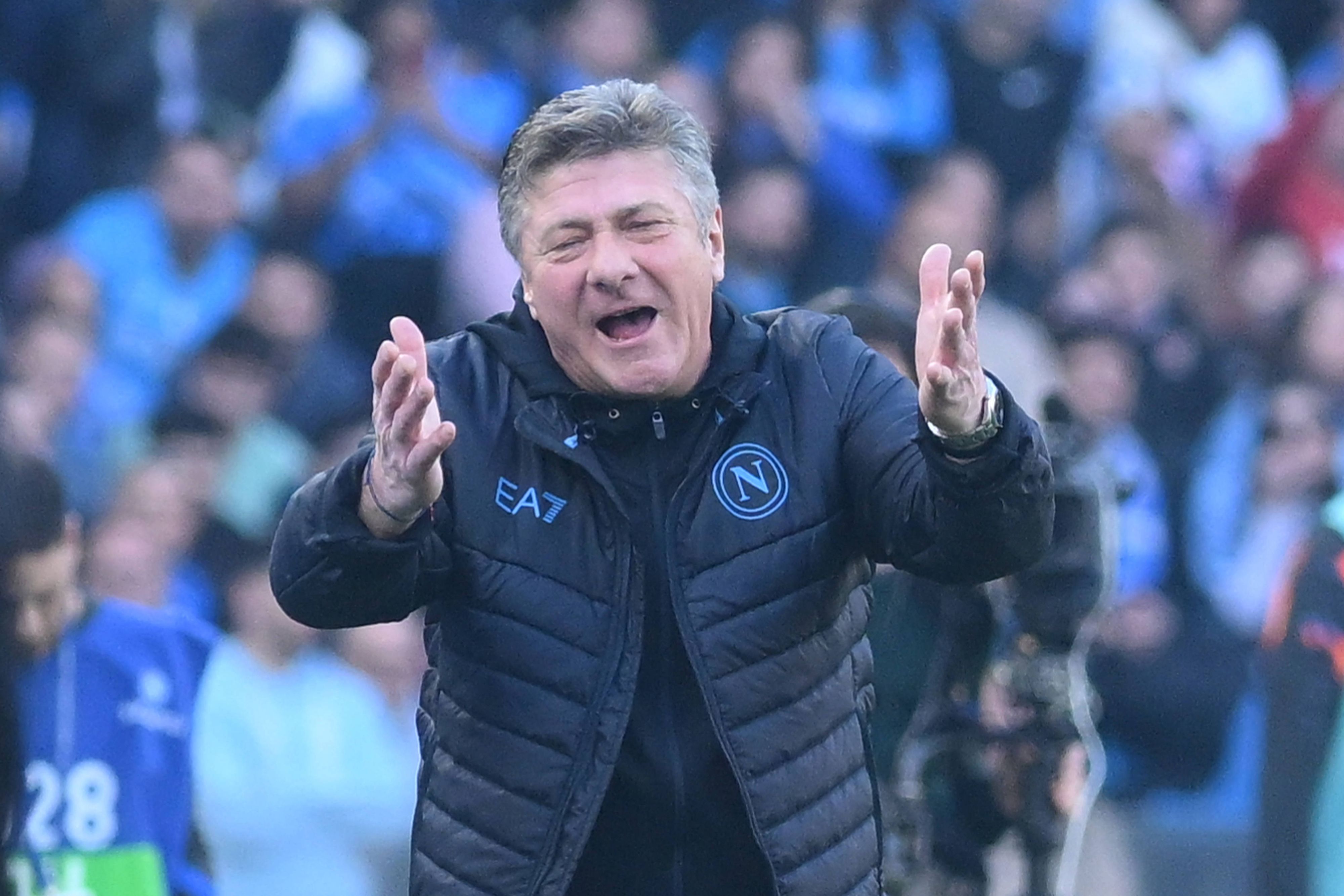 Walter Mazzarri muss seinen Hut nehmen.