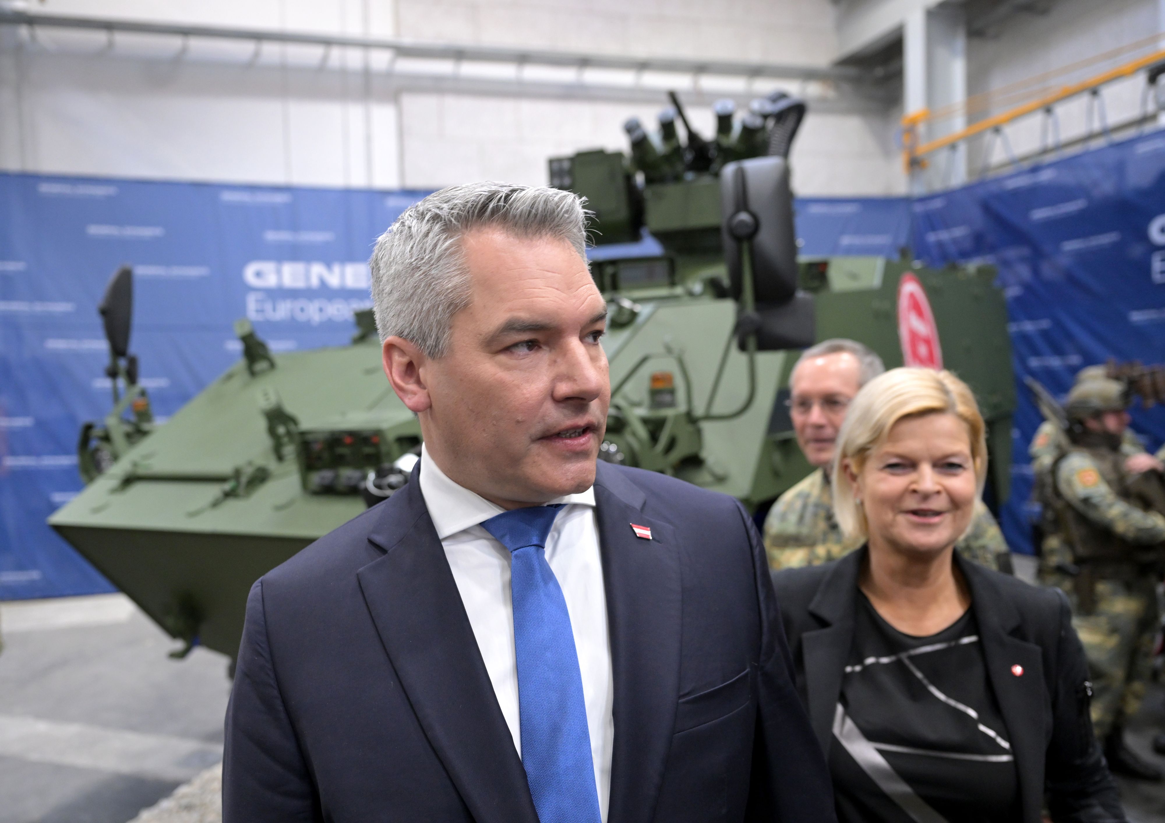 Rekord-Deal: Österreich zahlt über 1,8 Milliarden Euro für 225 Transportpanzer und will dennoch neutral bleiben.