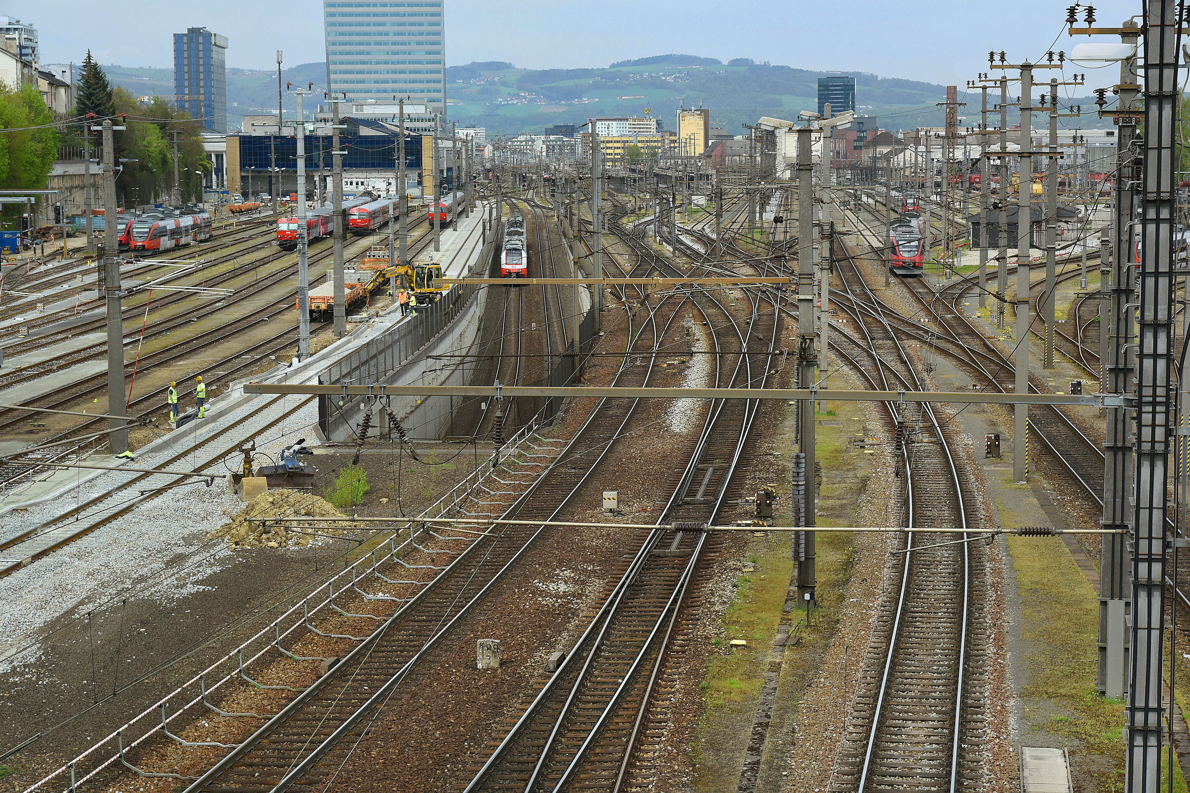 Der westseitige Bereich des Linzer Hauptbahnhofs ist seit Baustart im Jahr 2019 eine der Schlüsselstellen.