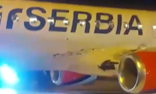 Air-Serbia-Maschine startet mit aufgeschlitztem Rumpf