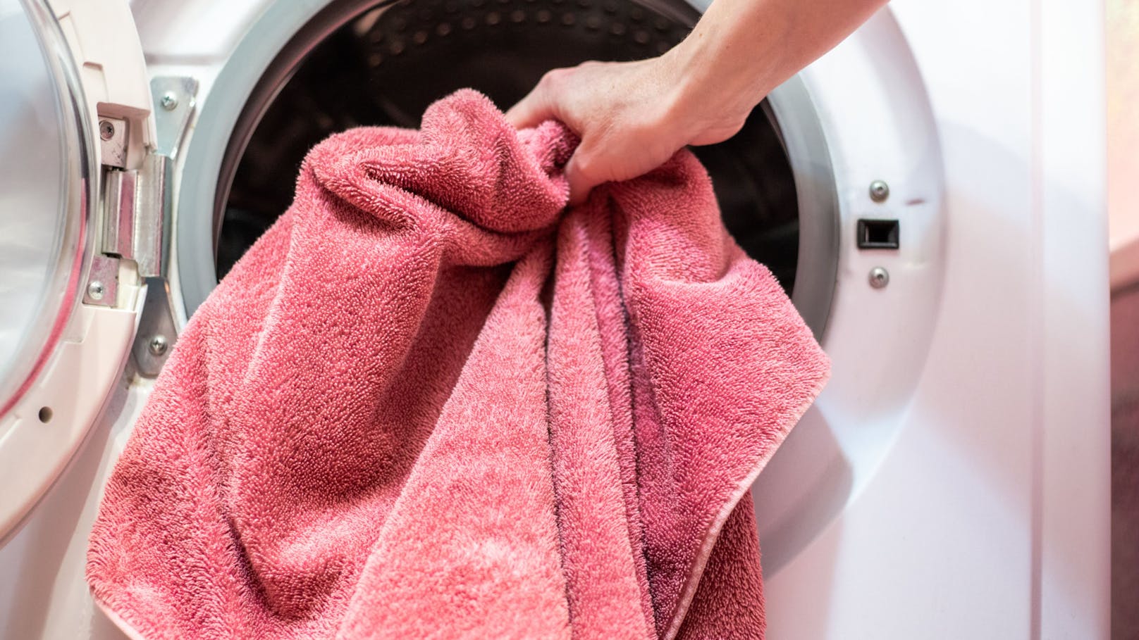 Darum stinken frisch gewaschene Handtücher