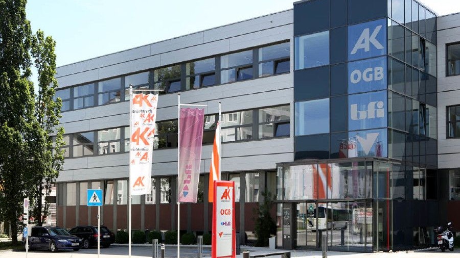 Die AK Vöcklabruck intervenierte für die Betroffene.