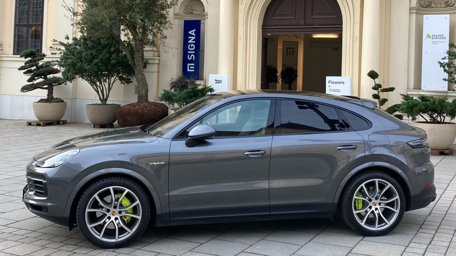 Seit Donnerstagmorgen soll an der Freyung in der Wiener City ein Porsche zu sehen sein. Ein 