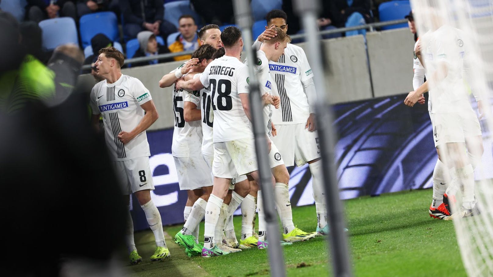 Achtelfinale! Sturm lässt mit 1:0-Sieg nichts anbrennen