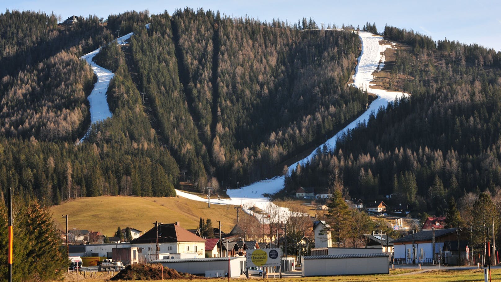 Kein Schnee mehr – nächstes Skigebiet gibt auf