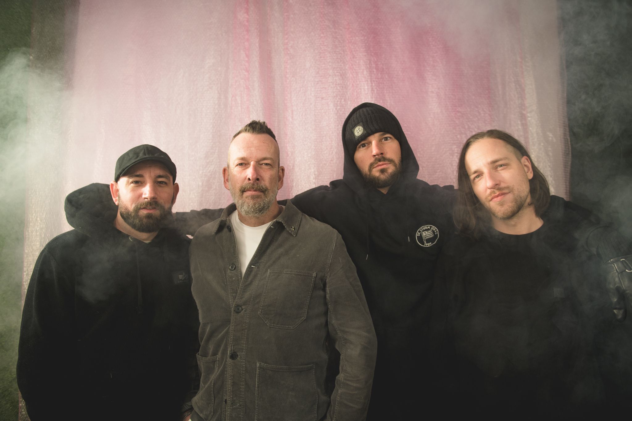 Robert Kratky spielt im neuen Video von 